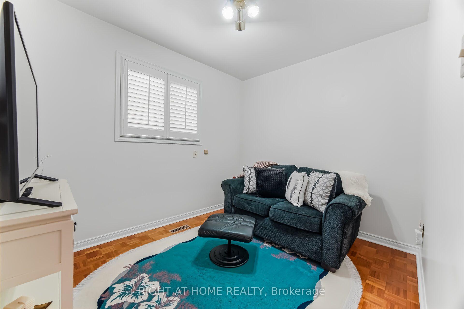Photo 17 of 3938 Midhurst Lane, Mississauga, Rathwood — HOMEH