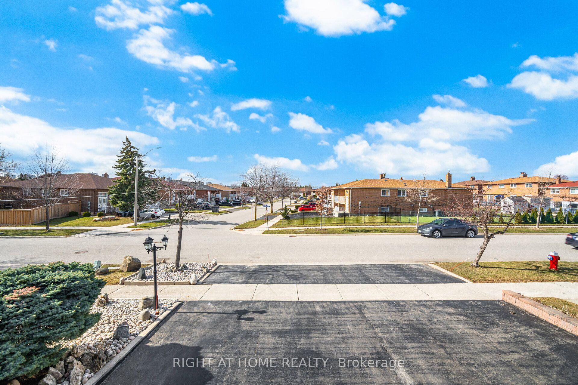 Photo 23 of 3938 Midhurst Lane, Mississauga, Rathwood — HOMEH