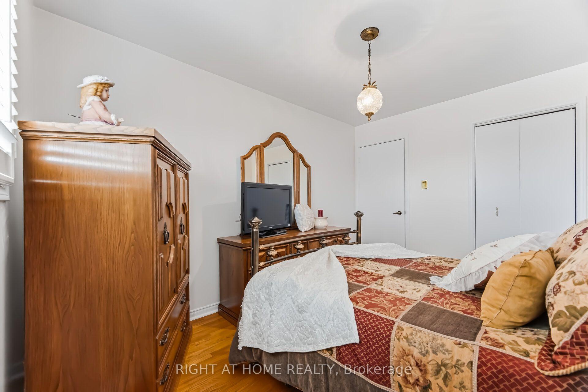 Photo 27 of 3938 Midhurst Lane, Mississauga, Rathwood — HOMEH