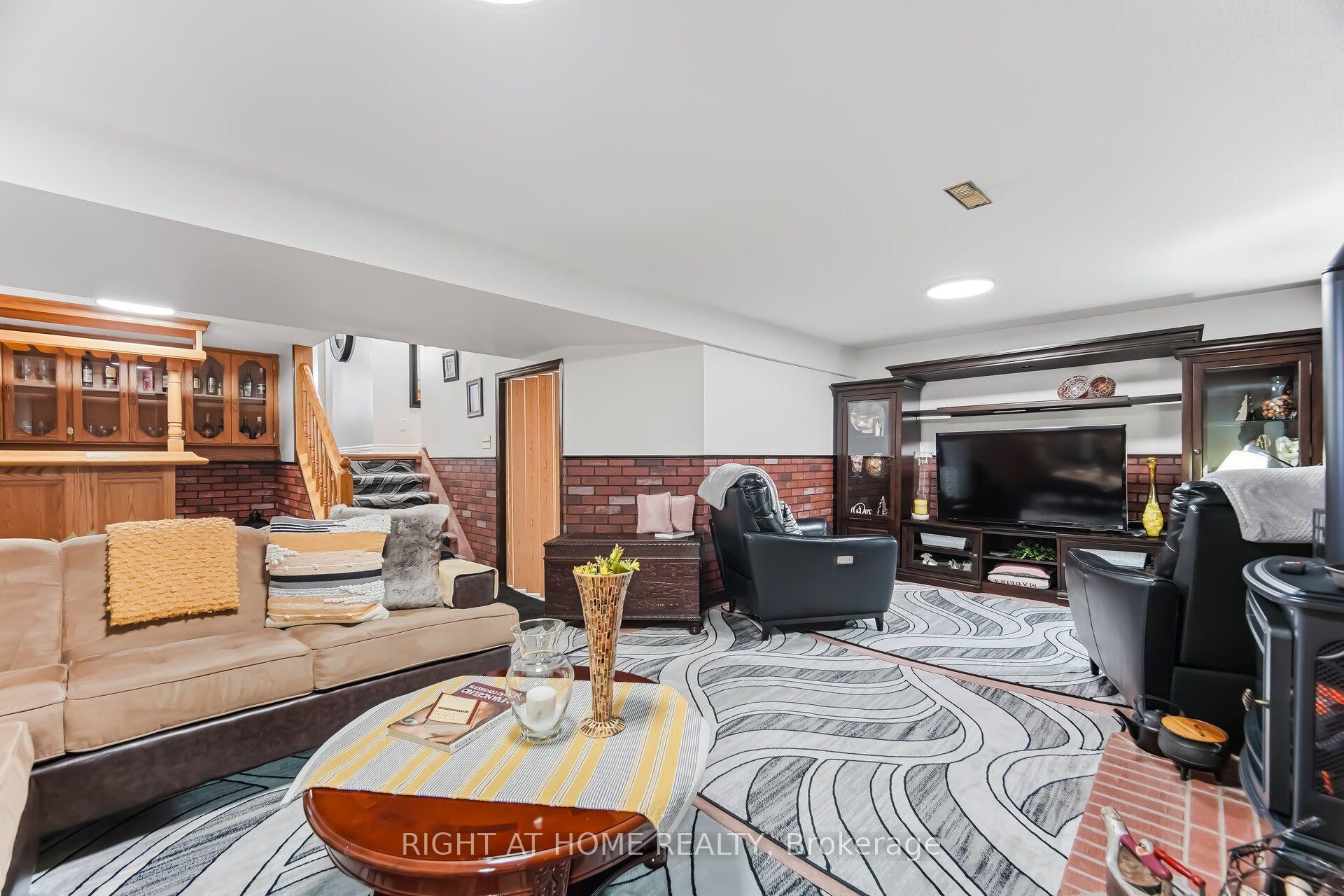 Photo 41 of 3938 Midhurst Lane, Mississauga, Rathwood — HOMEH