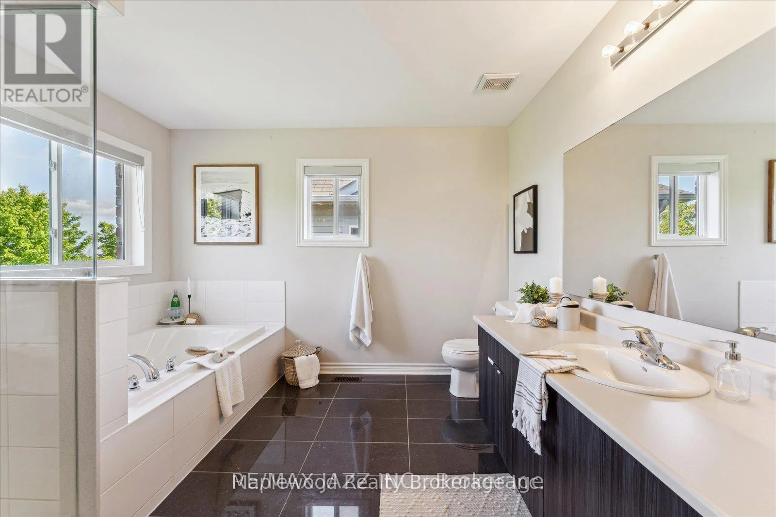 Photo 20 of Unit MAIN, 39 Kilpatrick Court, Clarington, Bowmanville — HOMEH