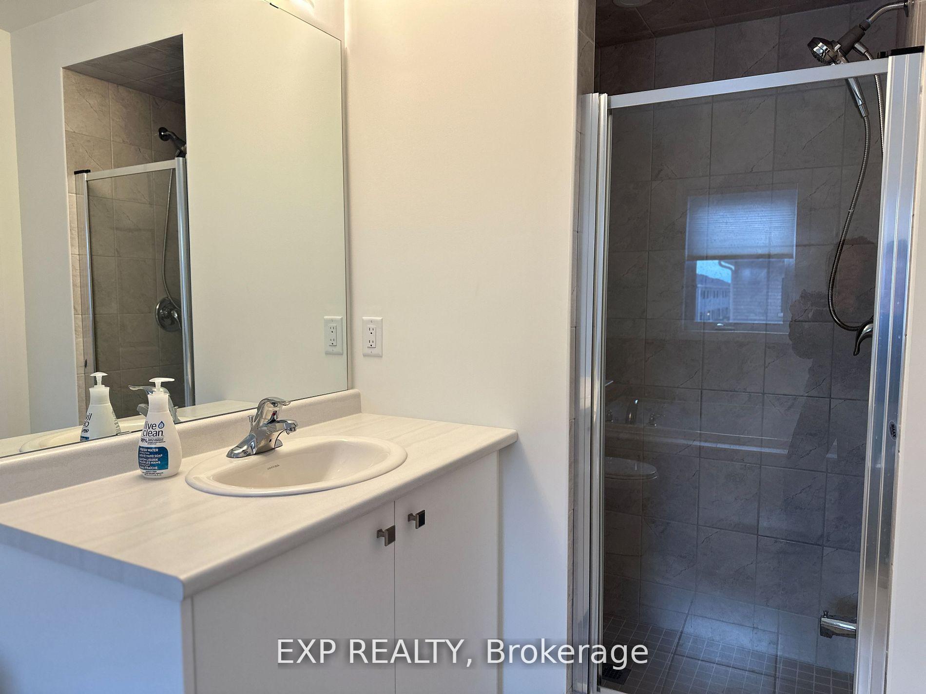 Photo 22 of 129 Masters Street, Welland, Dain City — HOMEH