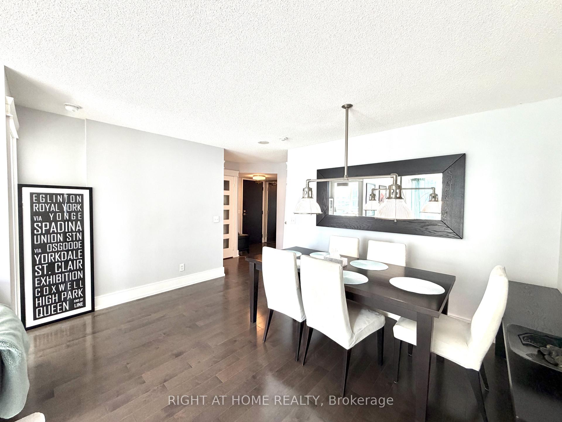 Photo 5 of Unit 2910, 30 Grand Trunk Crescent, Toronto, Waterfront Communities — HOMEH