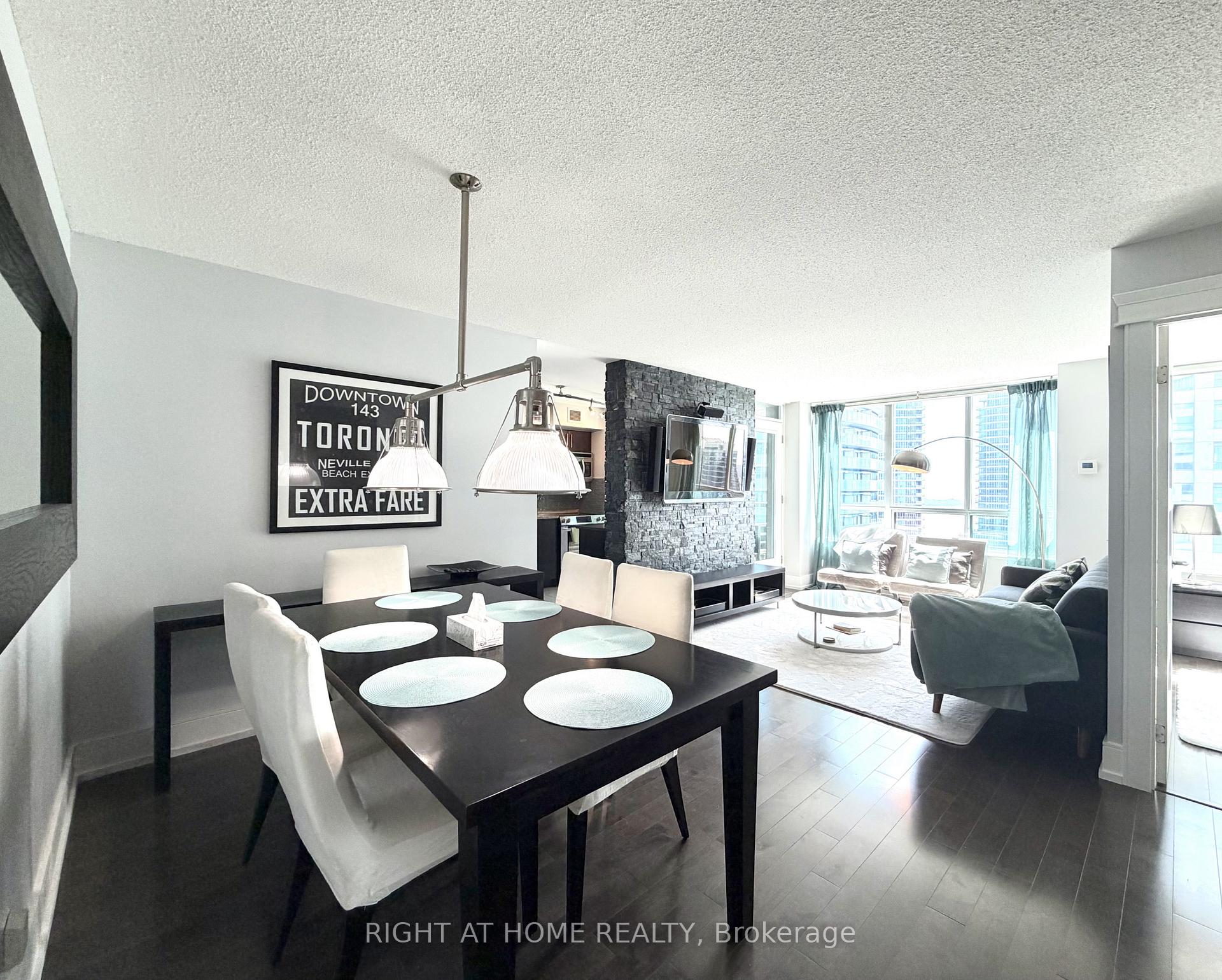 Photo 6 of Unit 2910, 30 Grand Trunk Crescent, Toronto, Waterfront Communities — HOMEH