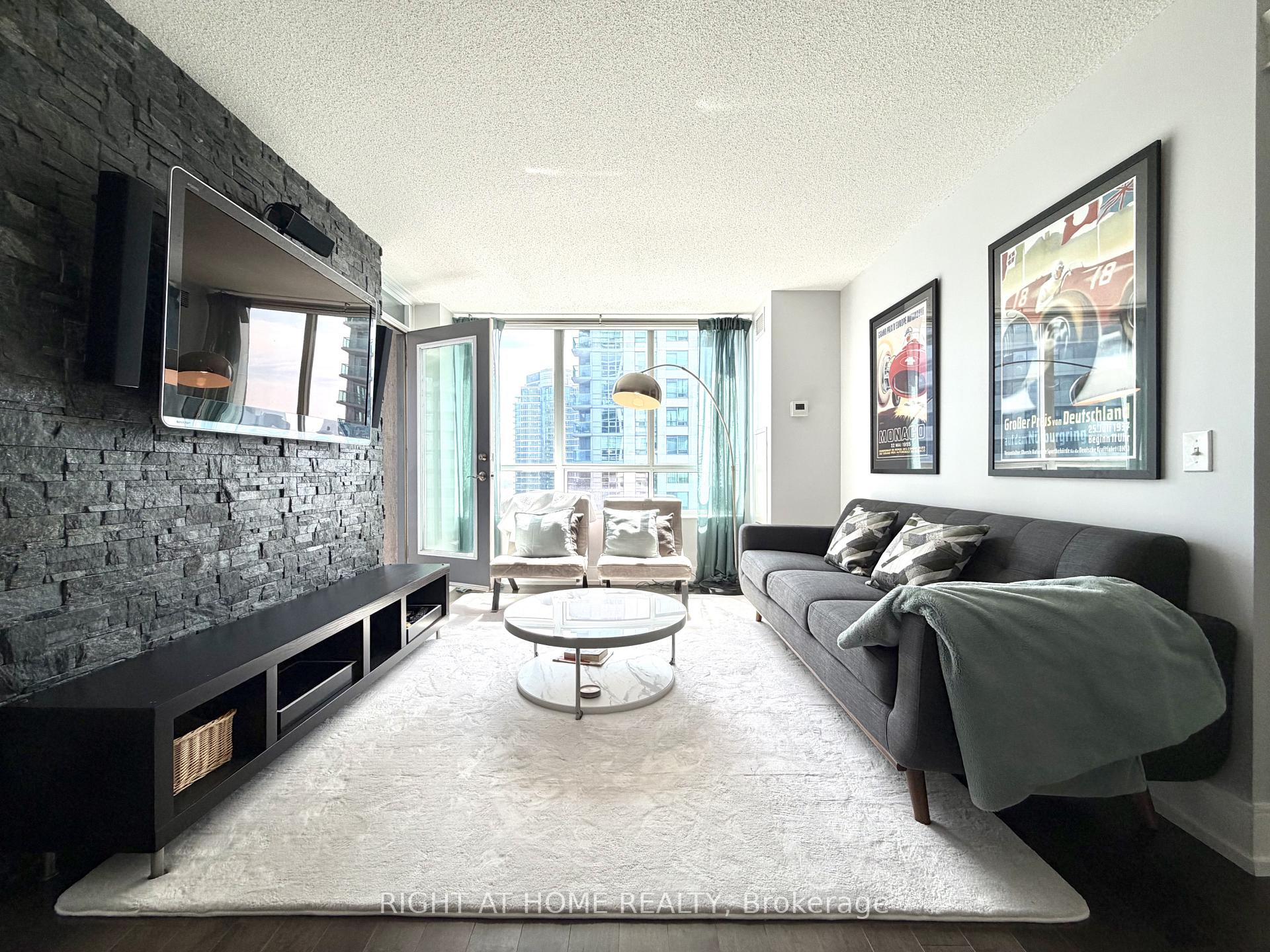 Photo 9 of Unit 2910, 30 Grand Trunk Crescent, Toronto, Waterfront Communities — HOMEH