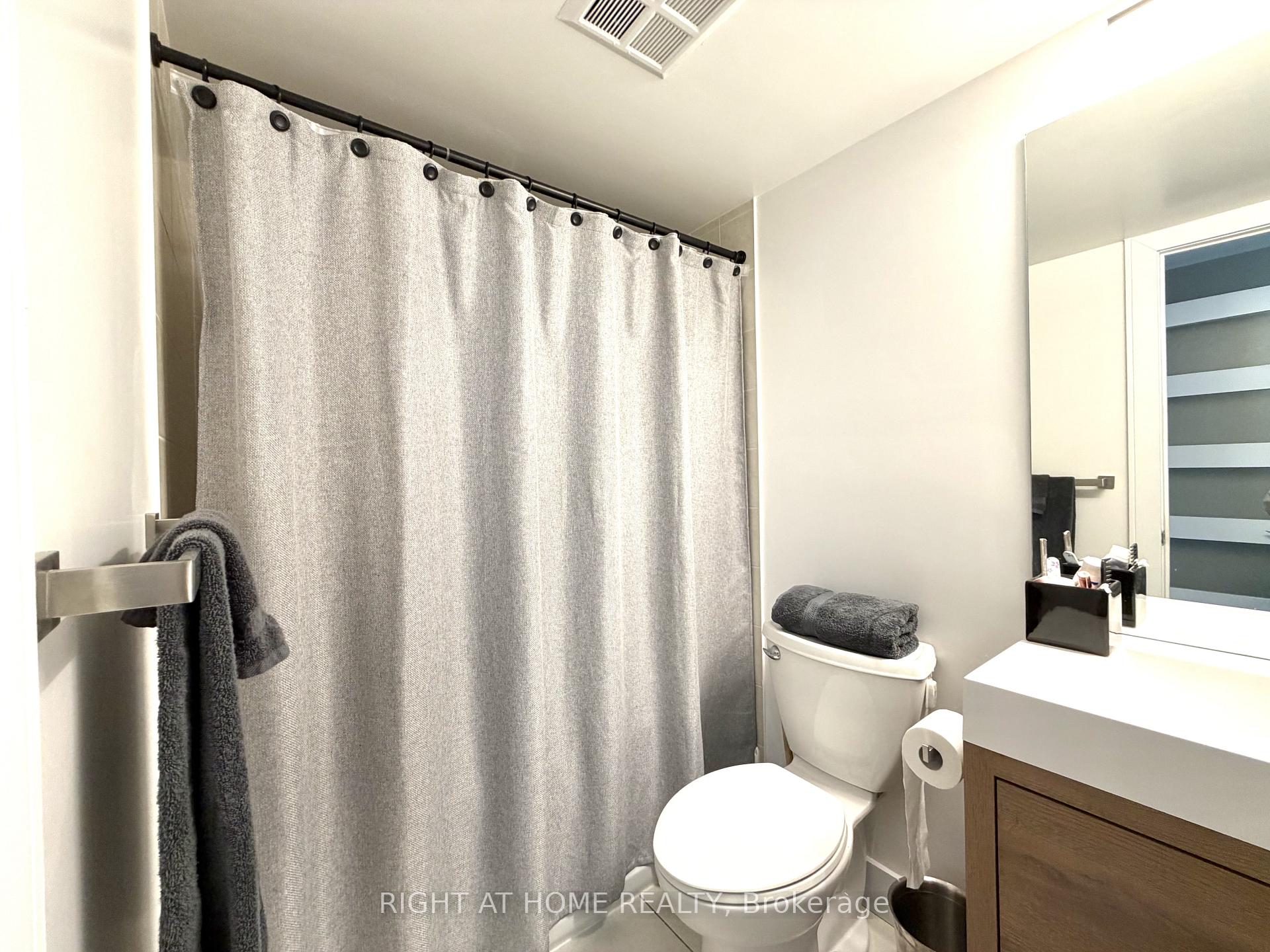 Photo 17 of Unit 2910, 30 Grand Trunk Crescent, Toronto, Waterfront Communities — HOMEH