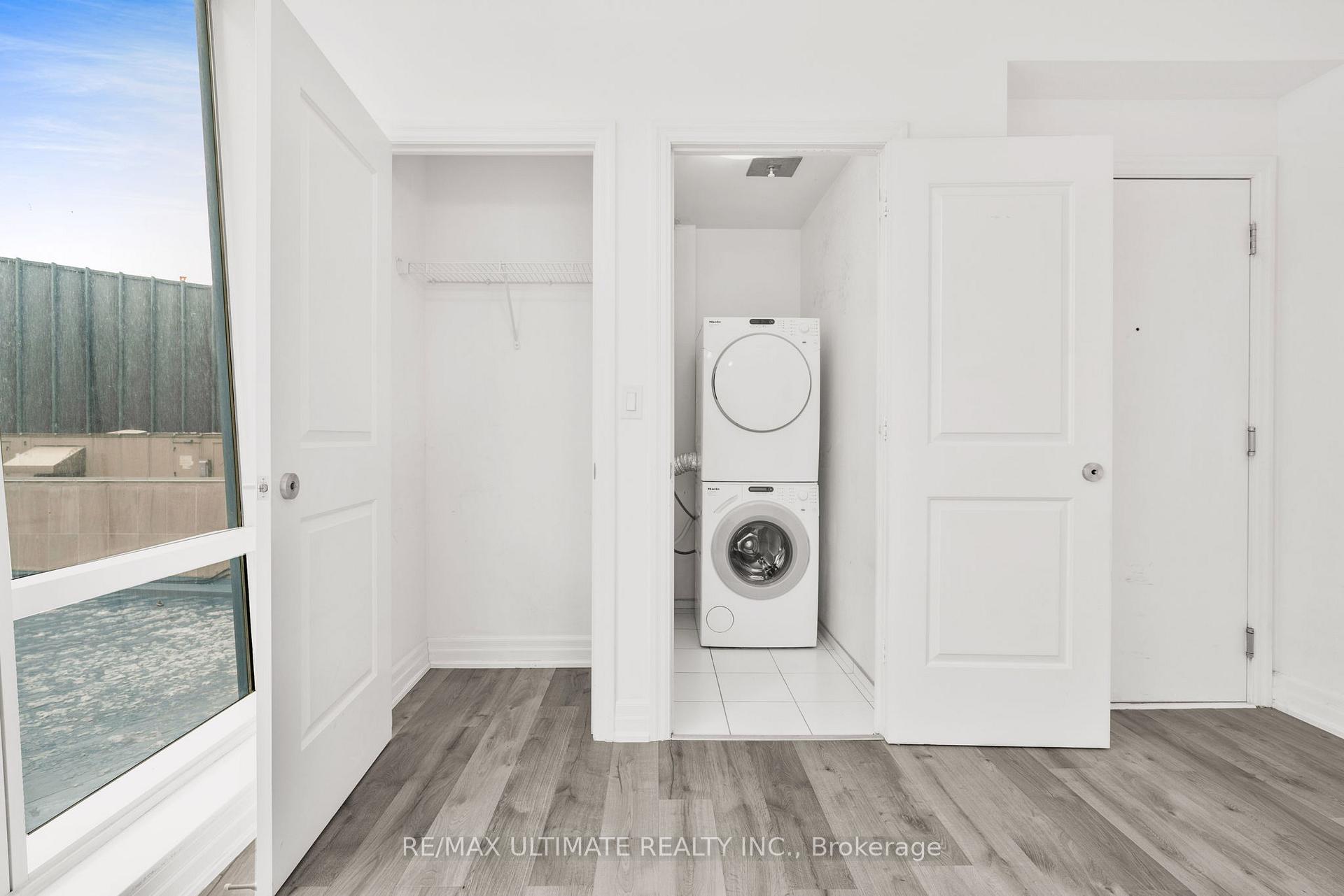 Photo 19 of Unit 506, 8 The Esplanade Street, Toronto, Waterfront Communities — HOMEH