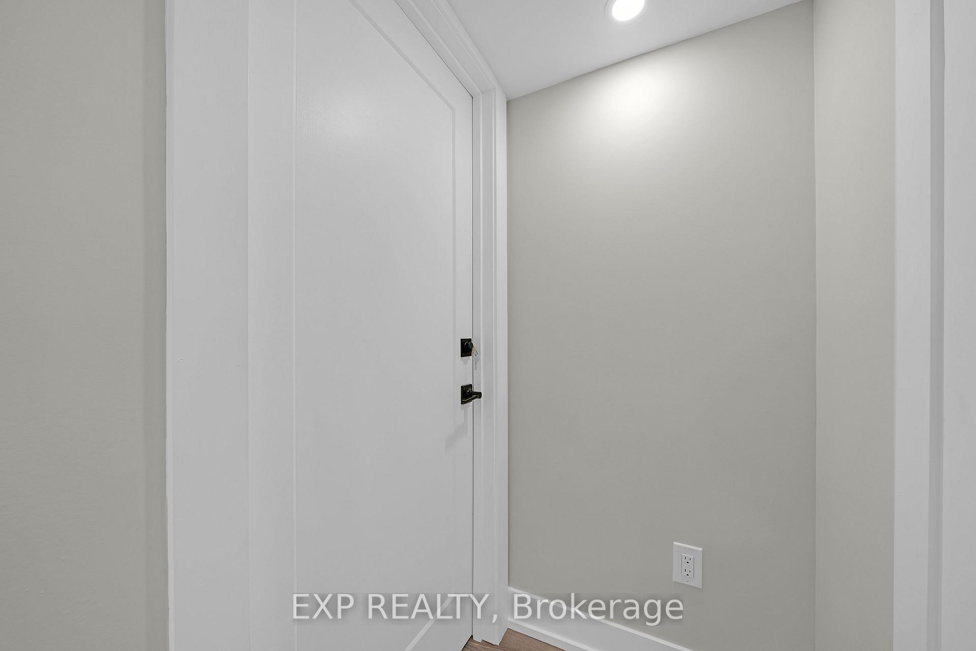 Photo 10 of 25 La Cassandra Basement Drive, Vaughan, Vellore Village — HOMEH