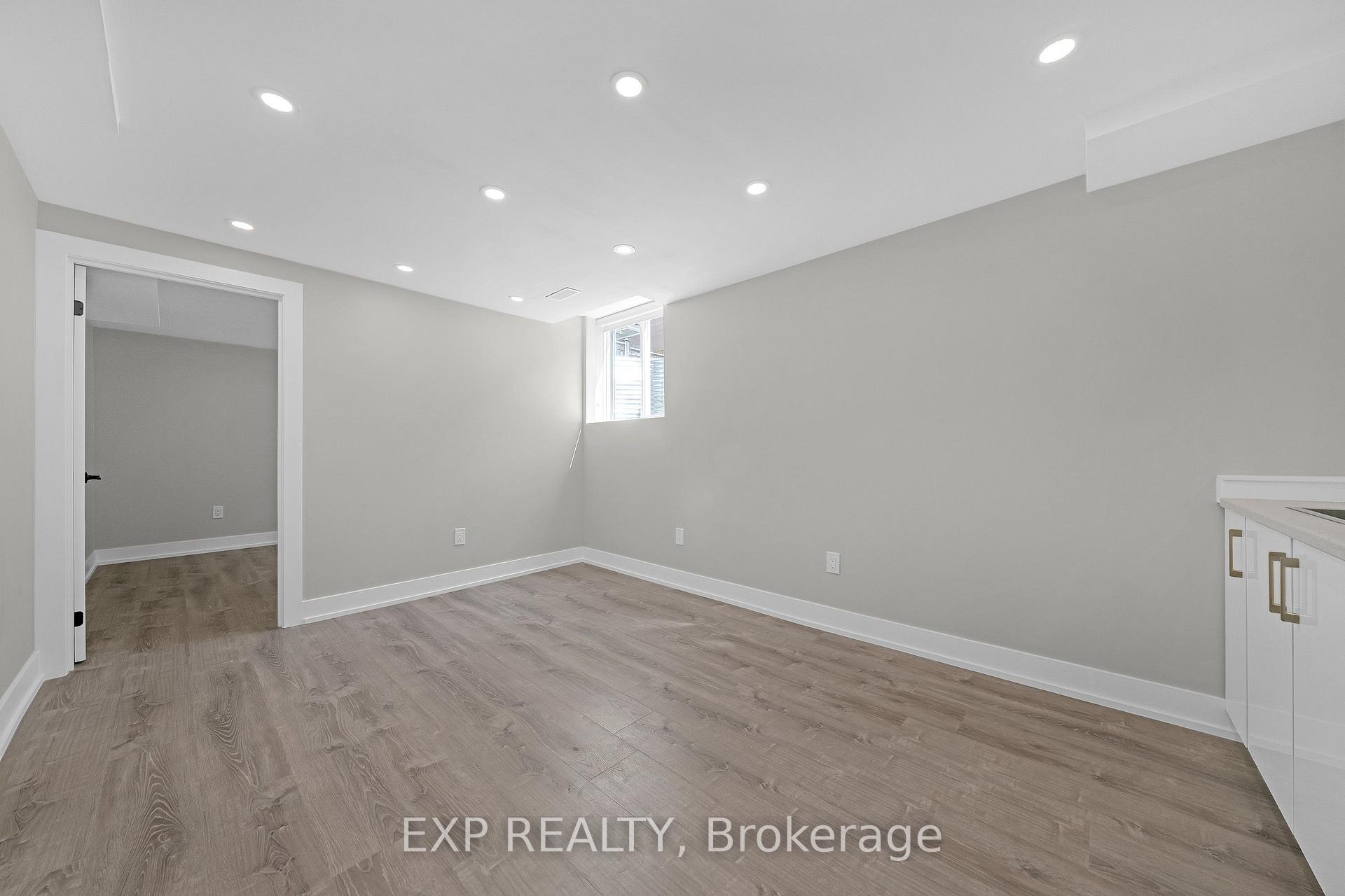 Photo 16 of 25 La Cassandra Basement Drive, Vaughan, Vellore Village — HOMEH
