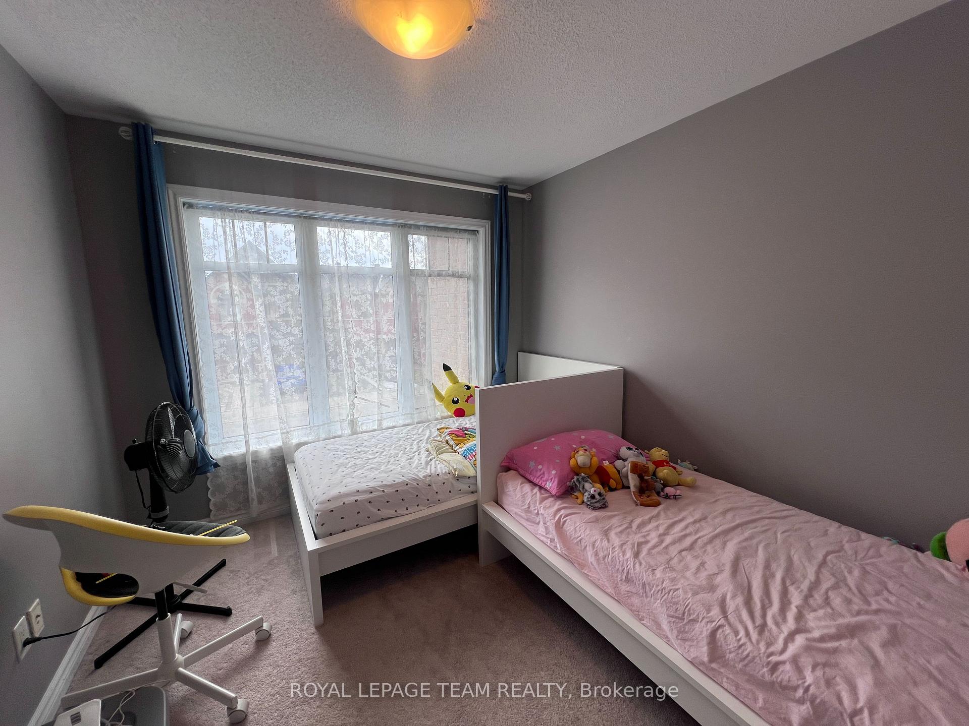 Photo 10 of 450 Silverstone Way, Ottawa, Barrhaven - Strandherd — HOMEH