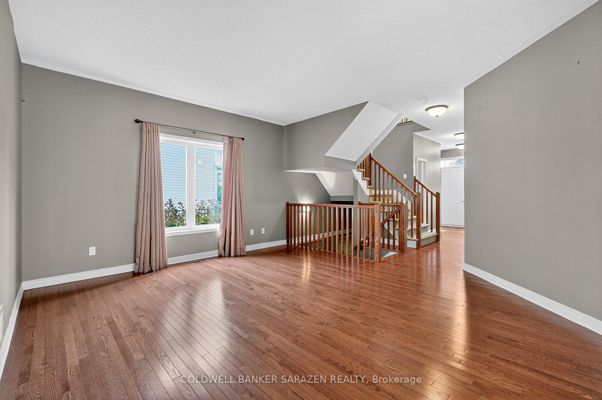 Photo 9 of 372 Antigonish Avenue, Ottawa, Springridge/East Village — HOMEH