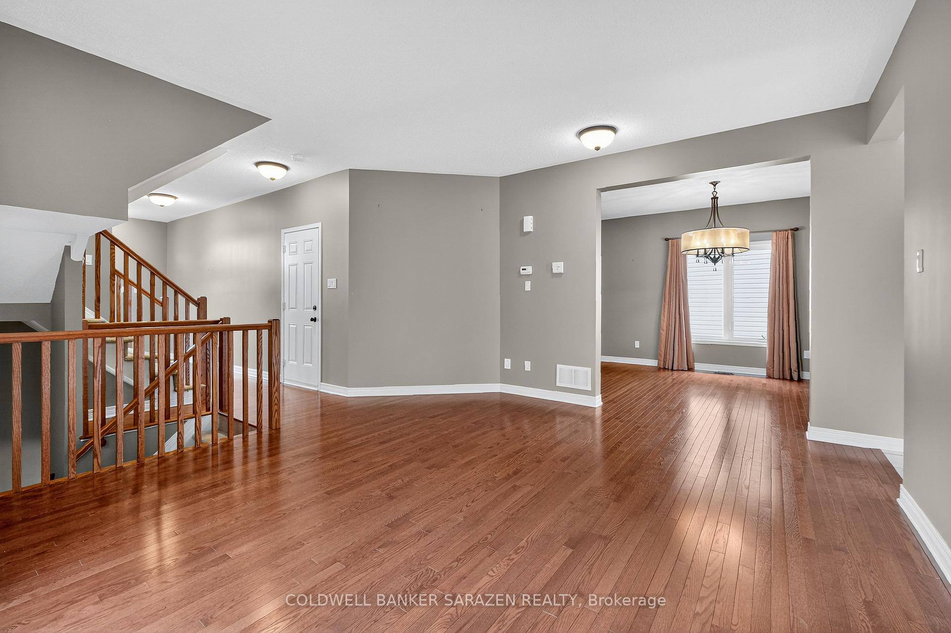 Photo 10 of 372 Antigonish Avenue, Ottawa, Springridge/East Village — HOMEH
