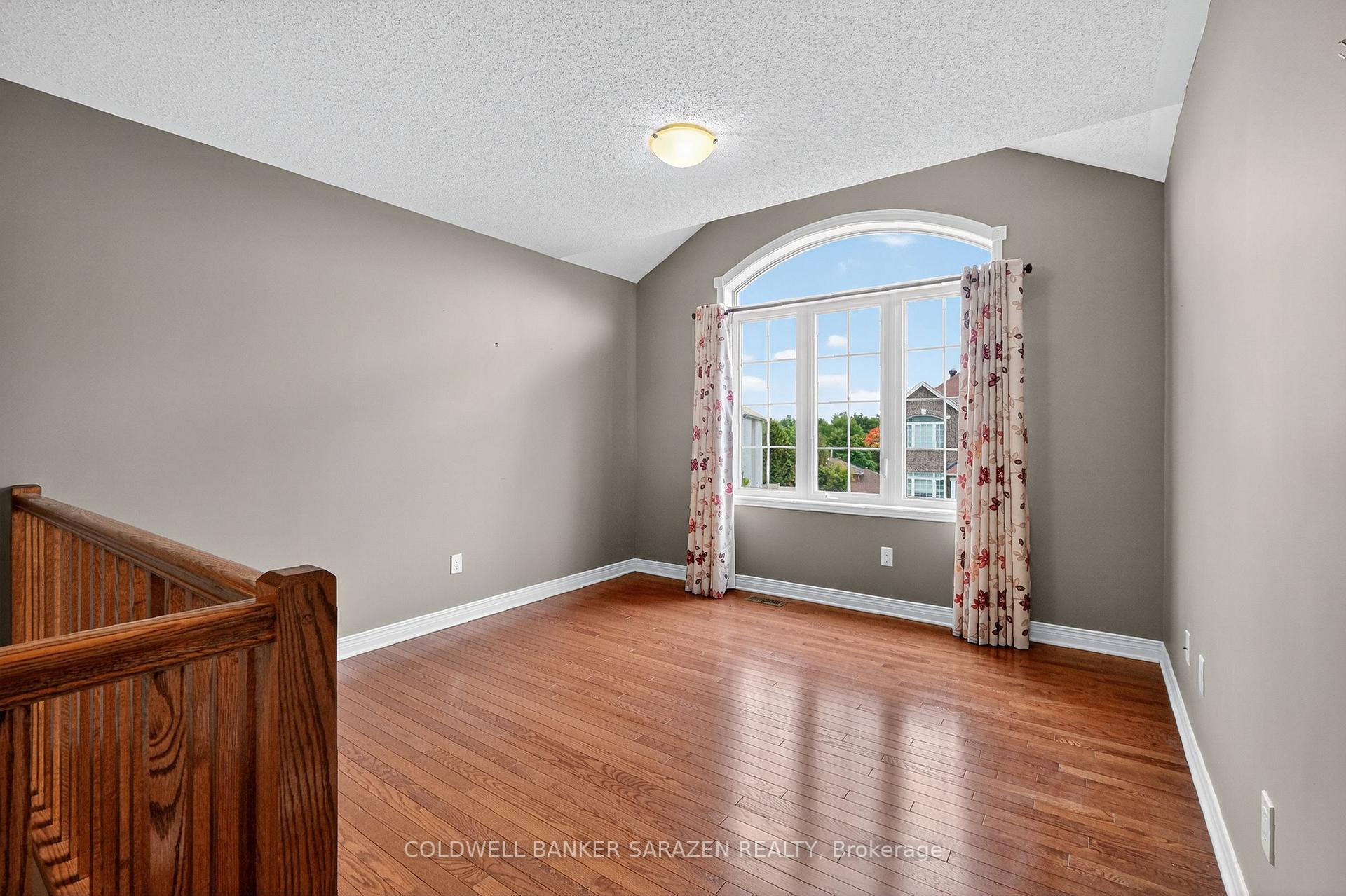 Photo 22 of 372 Antigonish Avenue, Ottawa, Springridge/East Village — HOMEH