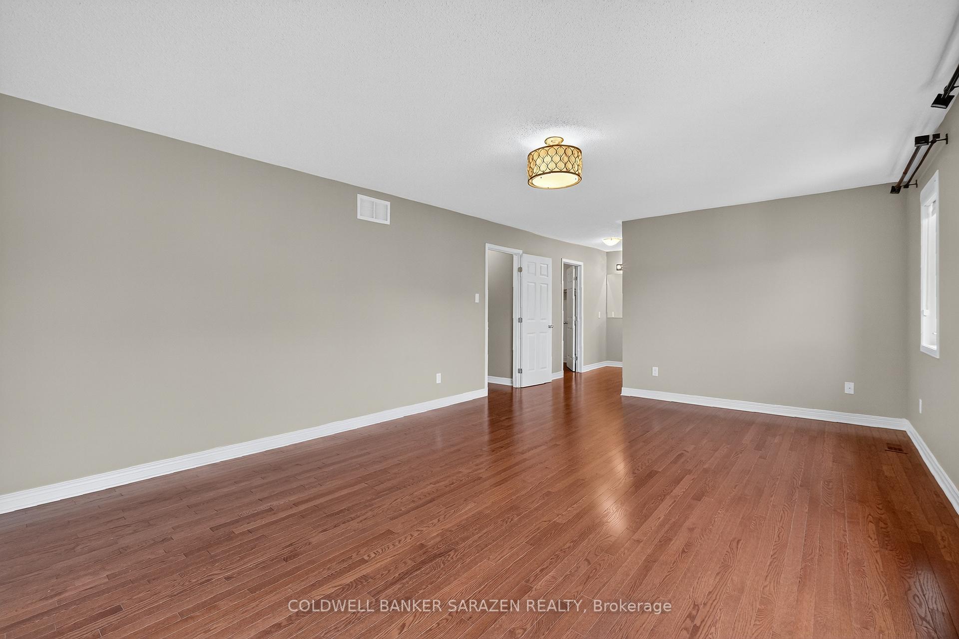 Photo 31 of 372 Antigonish Avenue, Ottawa, Springridge/East Village — HOMEH