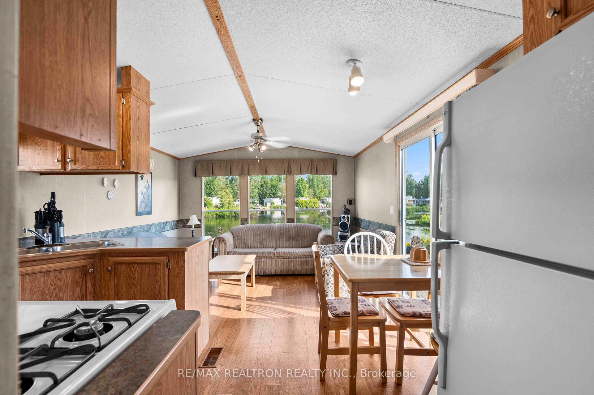 Photo 11 of Unit T102, 7489 Sideroad 5 E, Wellington North, Rural Wellington North — HOMEH