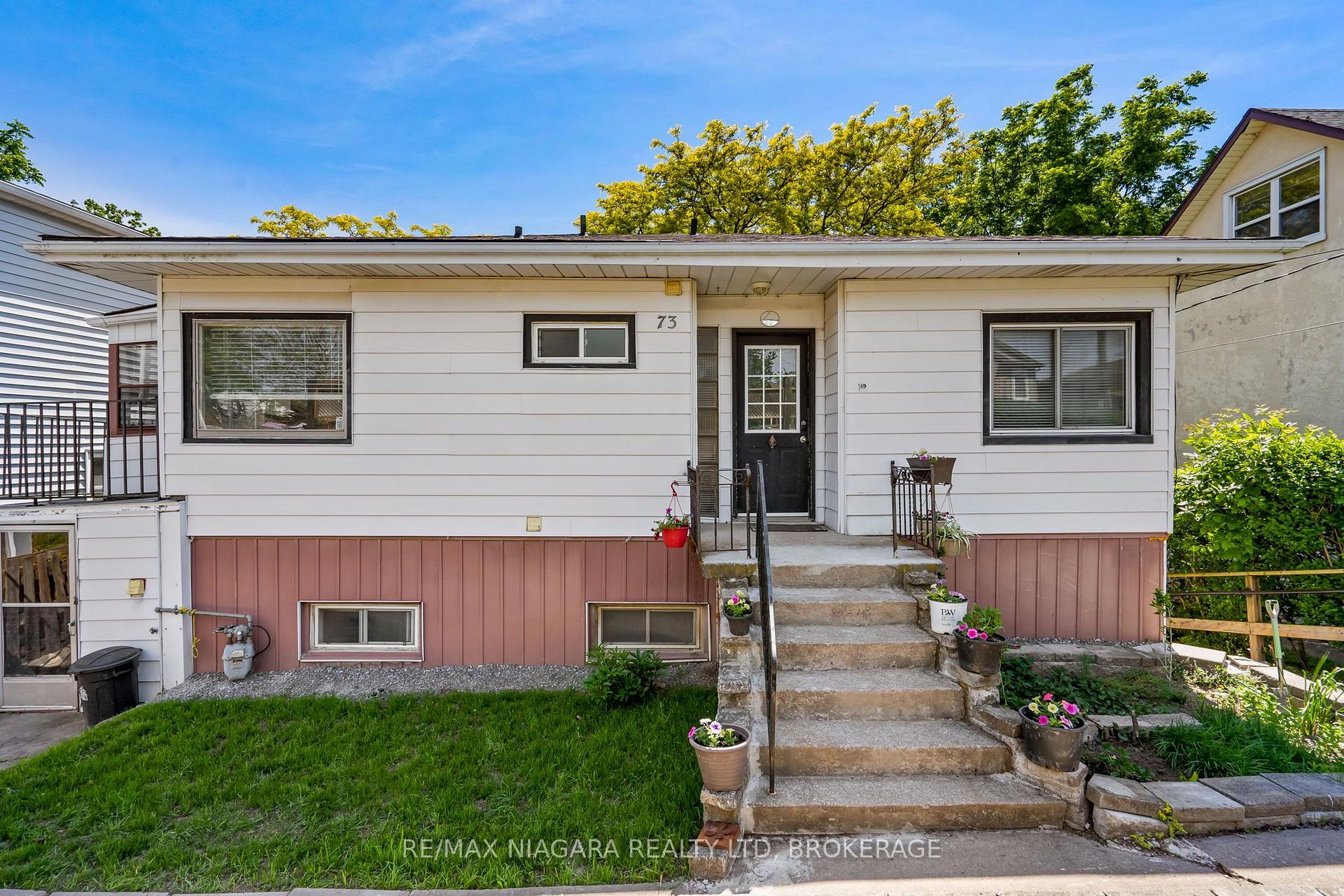 Photo 2 of Unit UPPER, 73 Hillview Road, St. Catharines, Western Hill — HOMEH