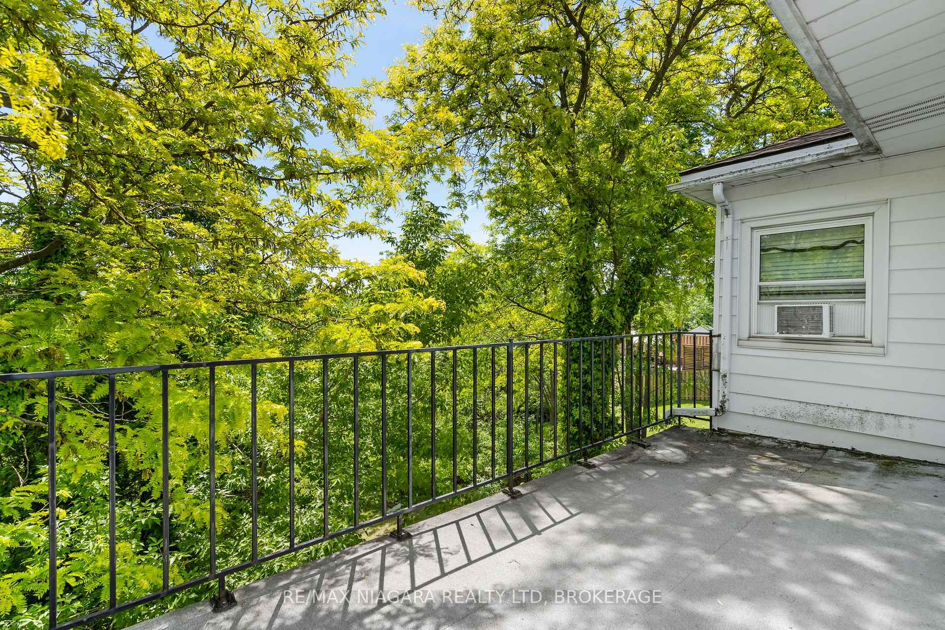 Photo 12 of Unit UPPER, 73 Hillview Road, St. Catharines, Western Hill — HOMEH