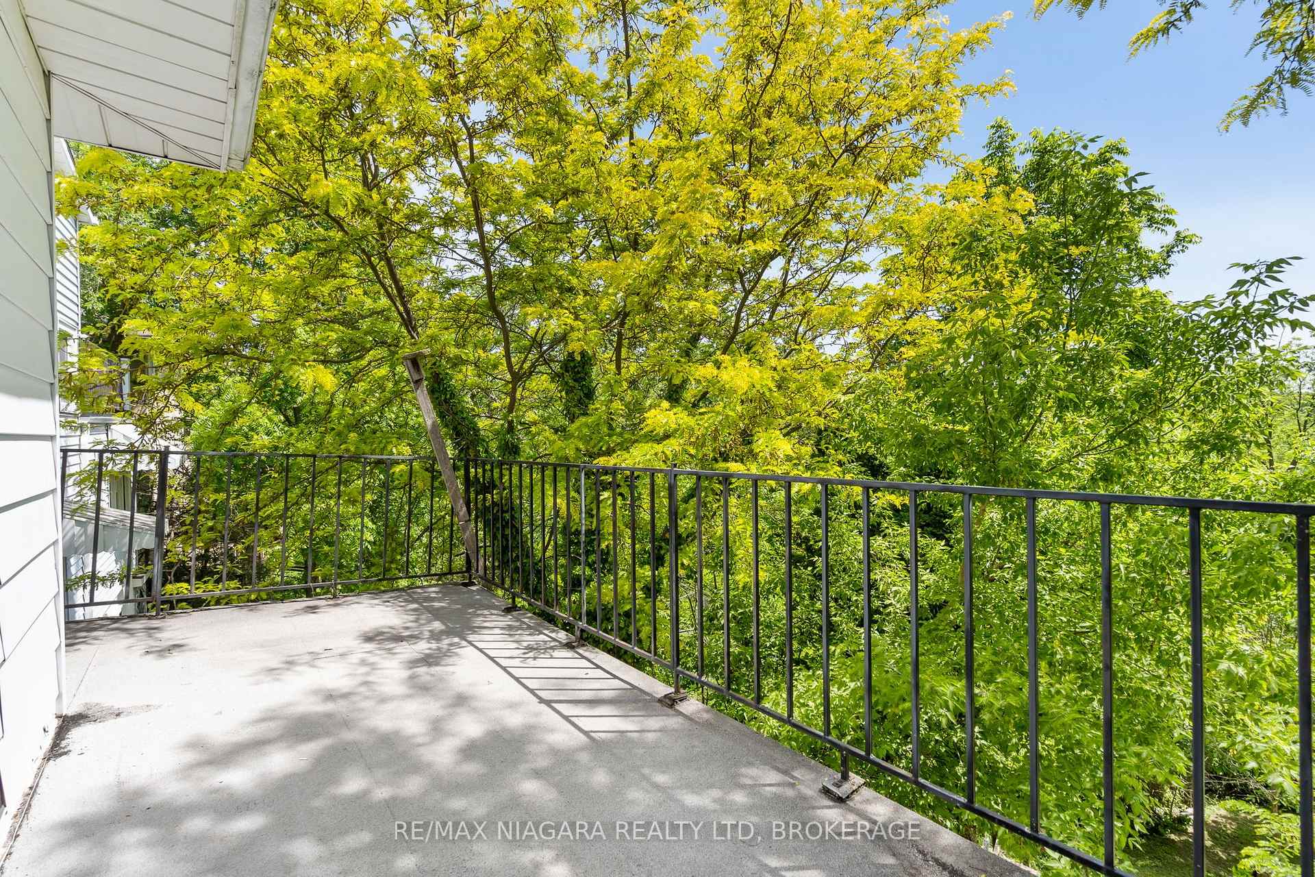 Photo 13 of Unit UPPER, 73 Hillview Road, St. Catharines, Western Hill — HOMEH