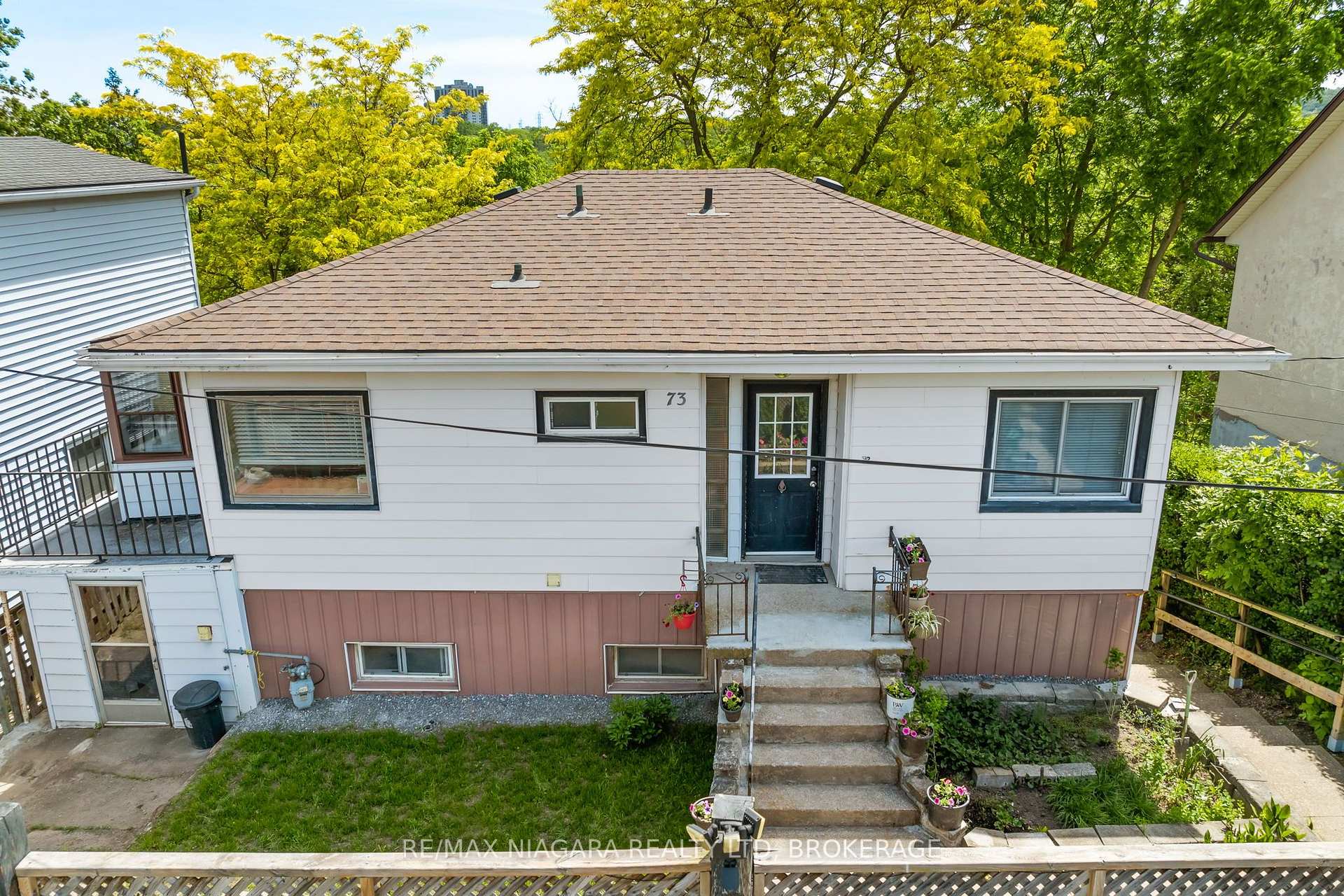 Photo 14 of Unit UPPER, 73 Hillview Road, St. Catharines, Western Hill — HOMEH