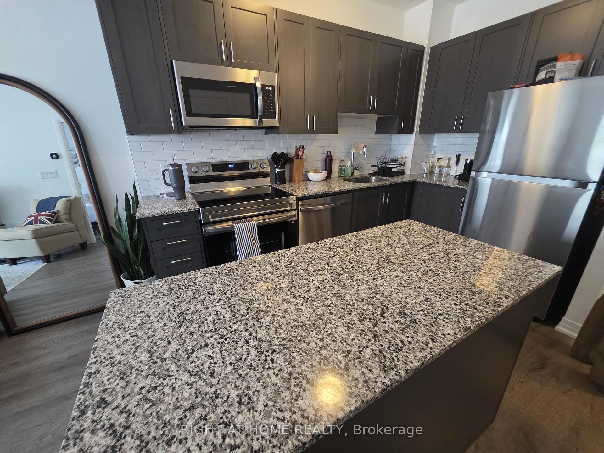Photo 2 of Unit 204, 3285 Carding Mill Trail, Oakville, Glenorchy — HOMEH