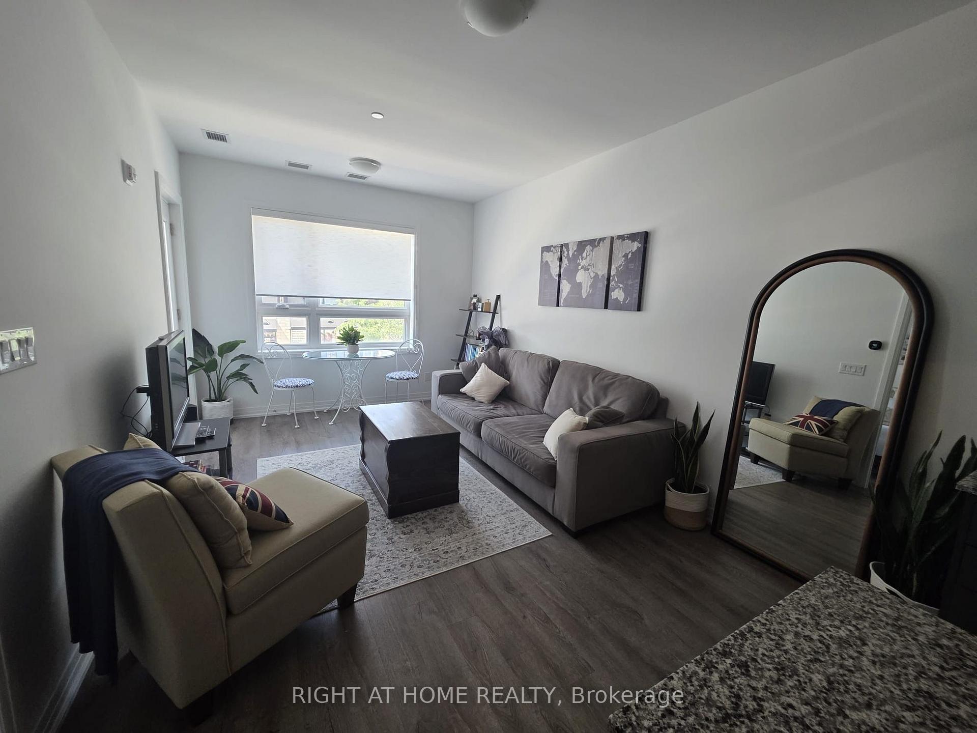 Photo 4 of Unit 204, 3285 Carding Mill Trail, Oakville, Glenorchy — HOMEH