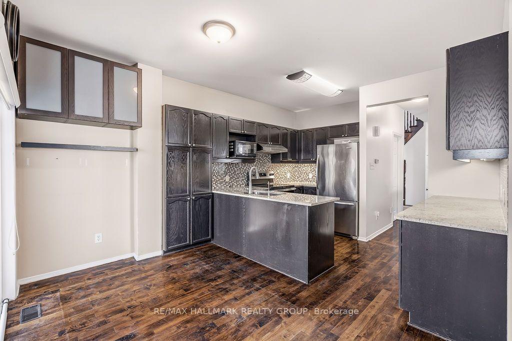 Photo 12 of 1037 Fieldfair Way, Ottawa, Notting Hill/Summerside — HOMEH