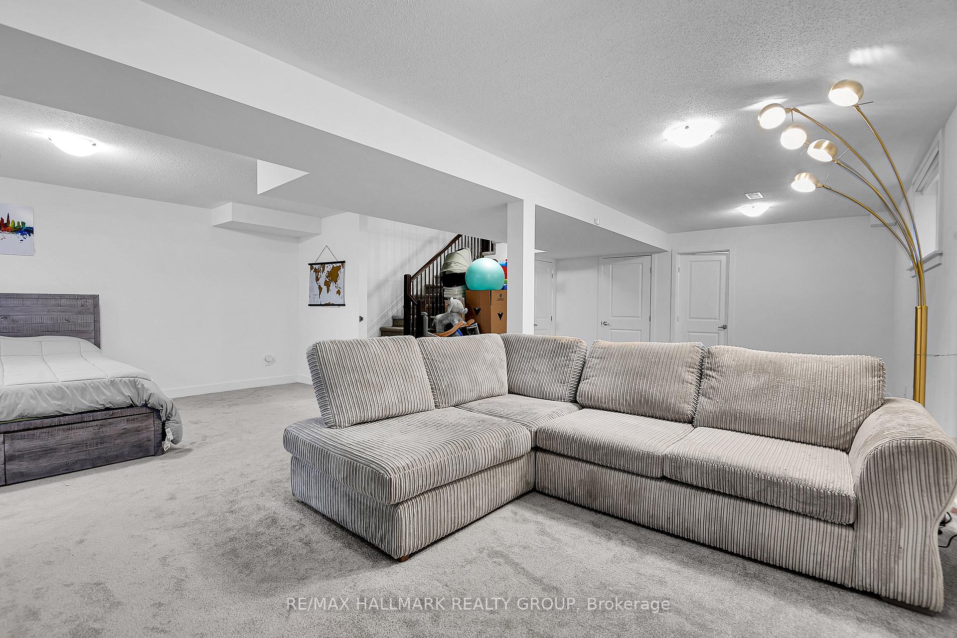 Photo 29 of 23 Peony Lane, Ottawa, Riverside South/Gloucester Glen — HOMEH
