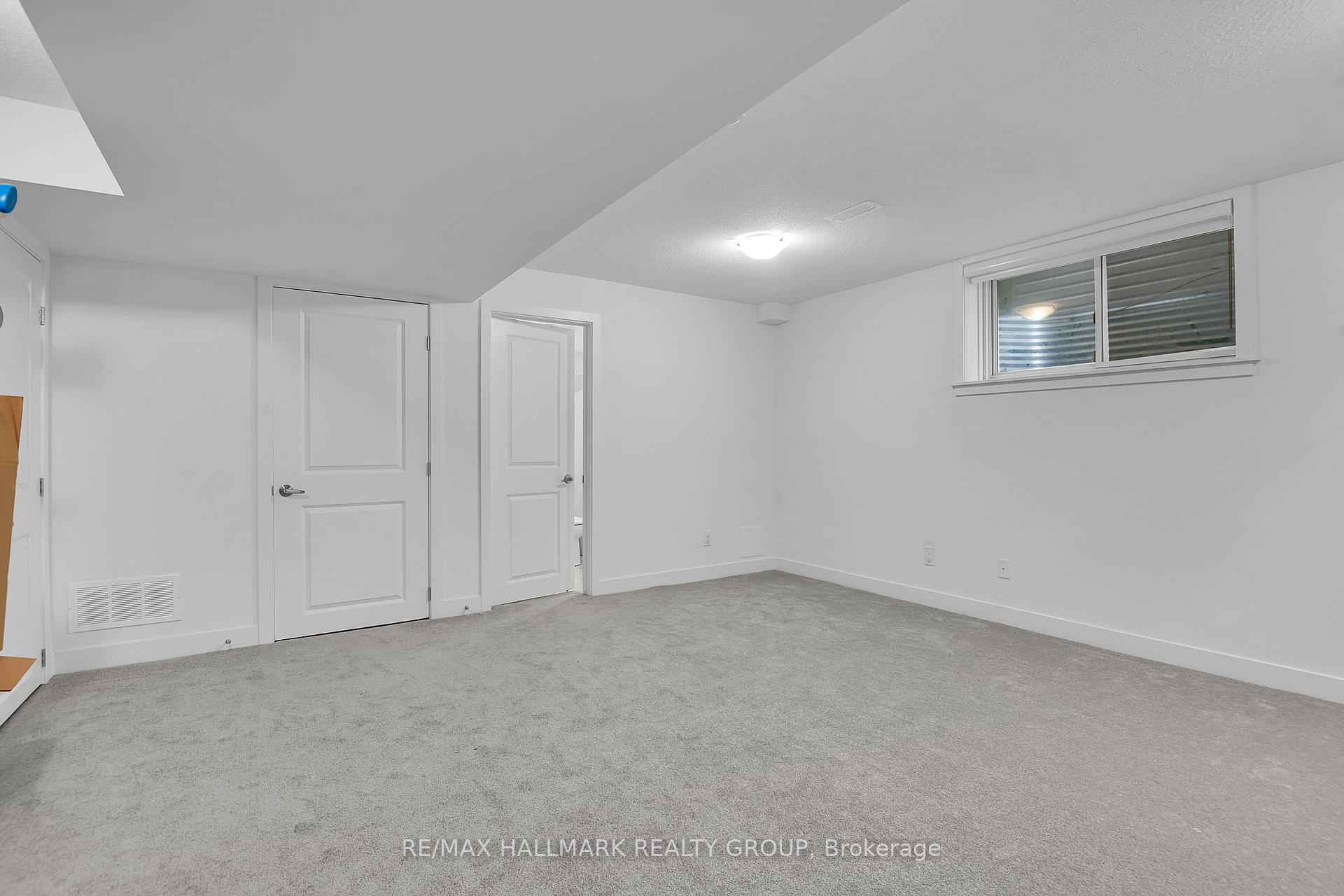 Photo 30 of 23 Peony Lane, Ottawa, Riverside South/Gloucester Glen — HOMEH