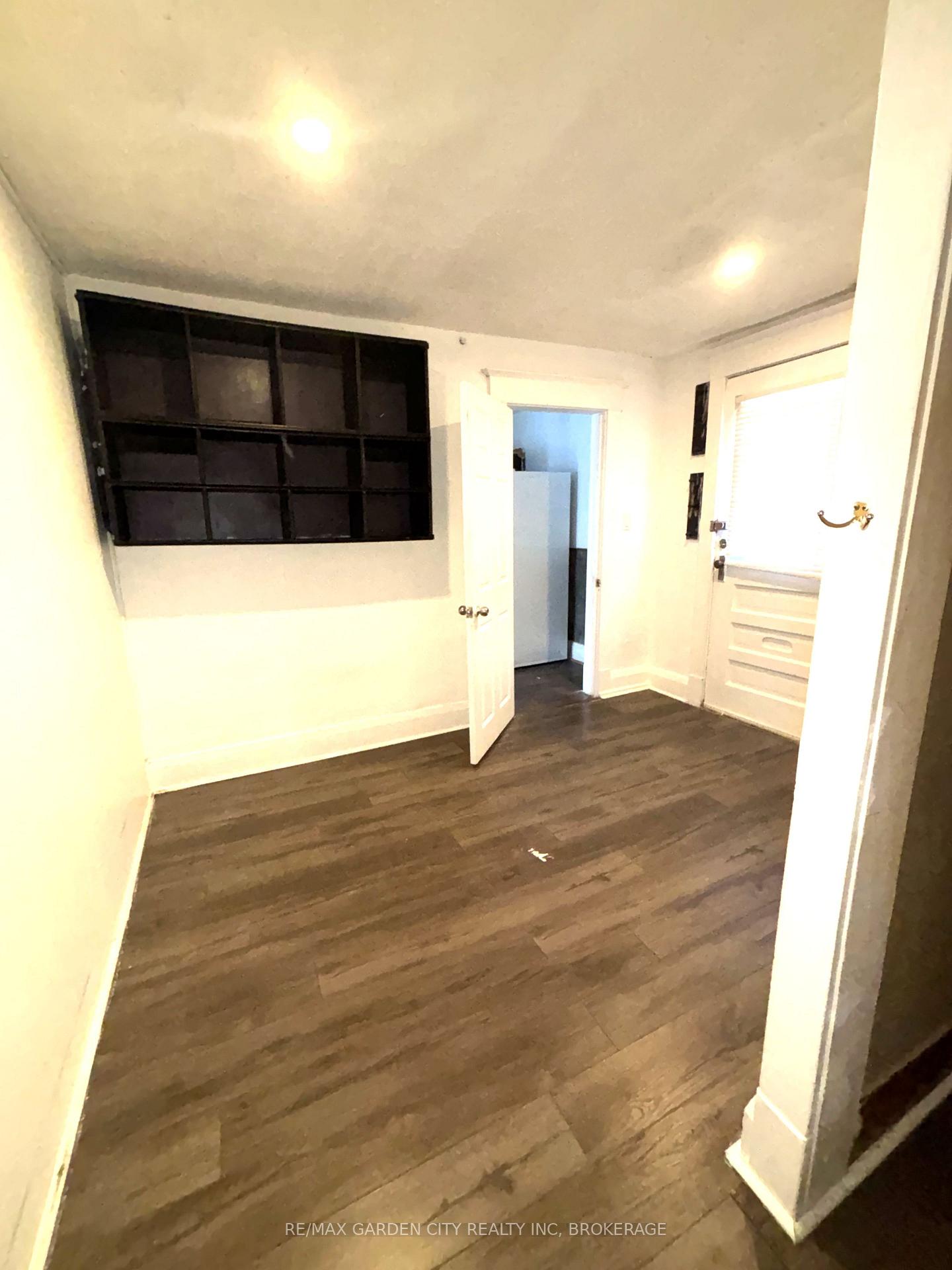Photo 13 of Unit 3, 6165 Barker Street, Niagara Falls, Dorchester — HOMEH