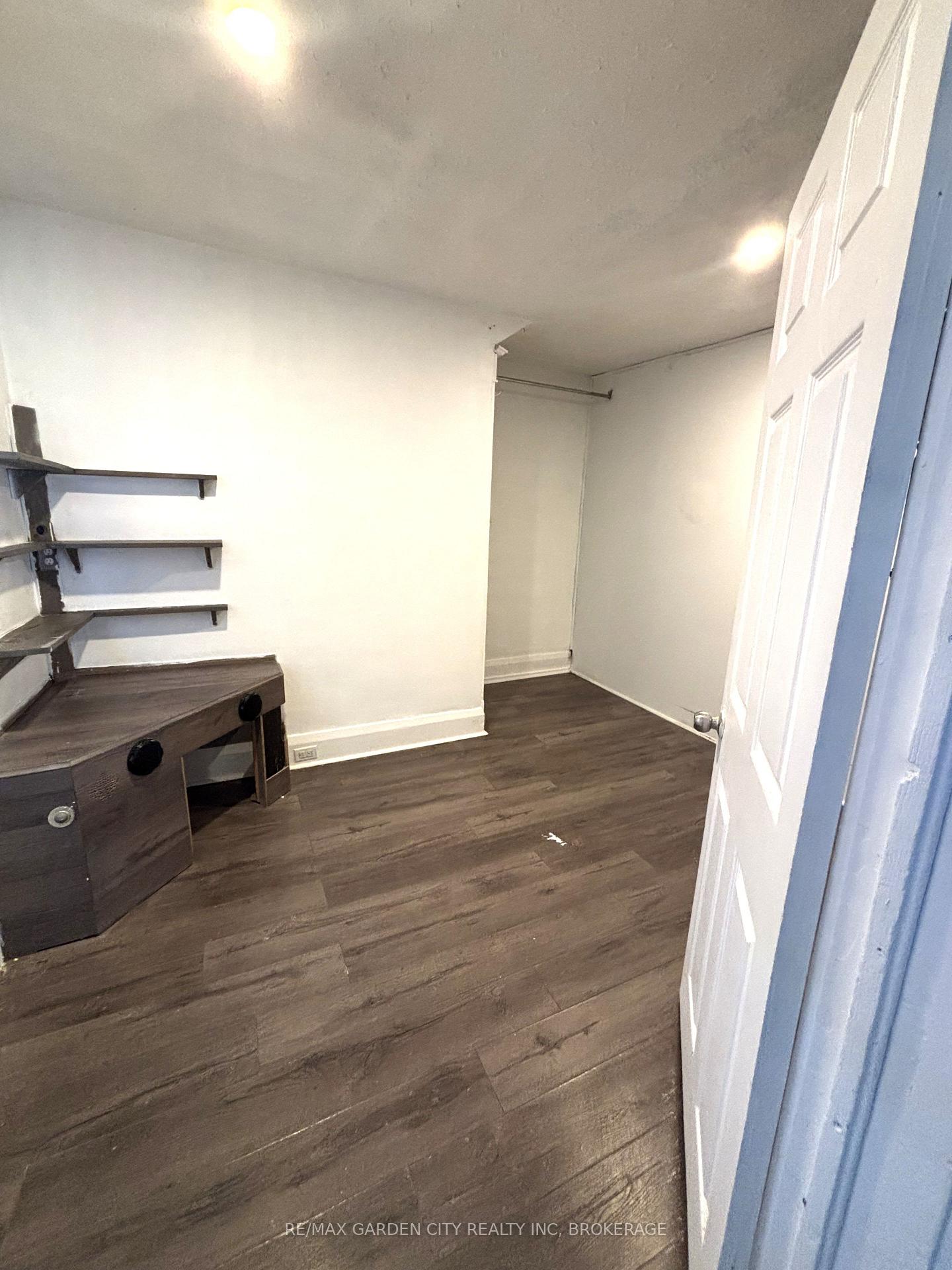Photo 14 of Unit 3, 6165 Barker Street, Niagara Falls, Dorchester — HOMEH