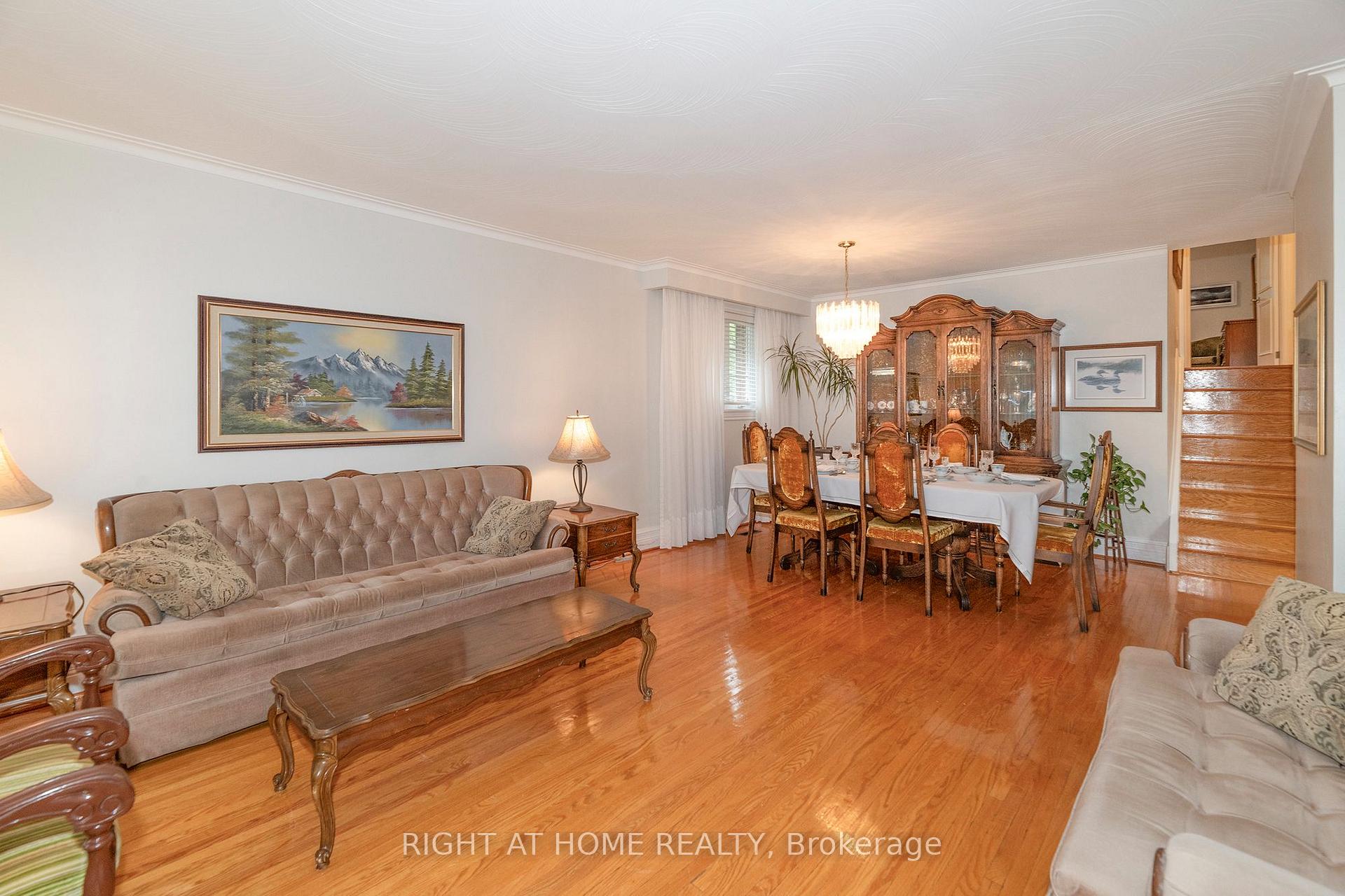 Photo 6 of 236 Shaughnessy Boulevard, North York, Don Valley Village — HOMEH