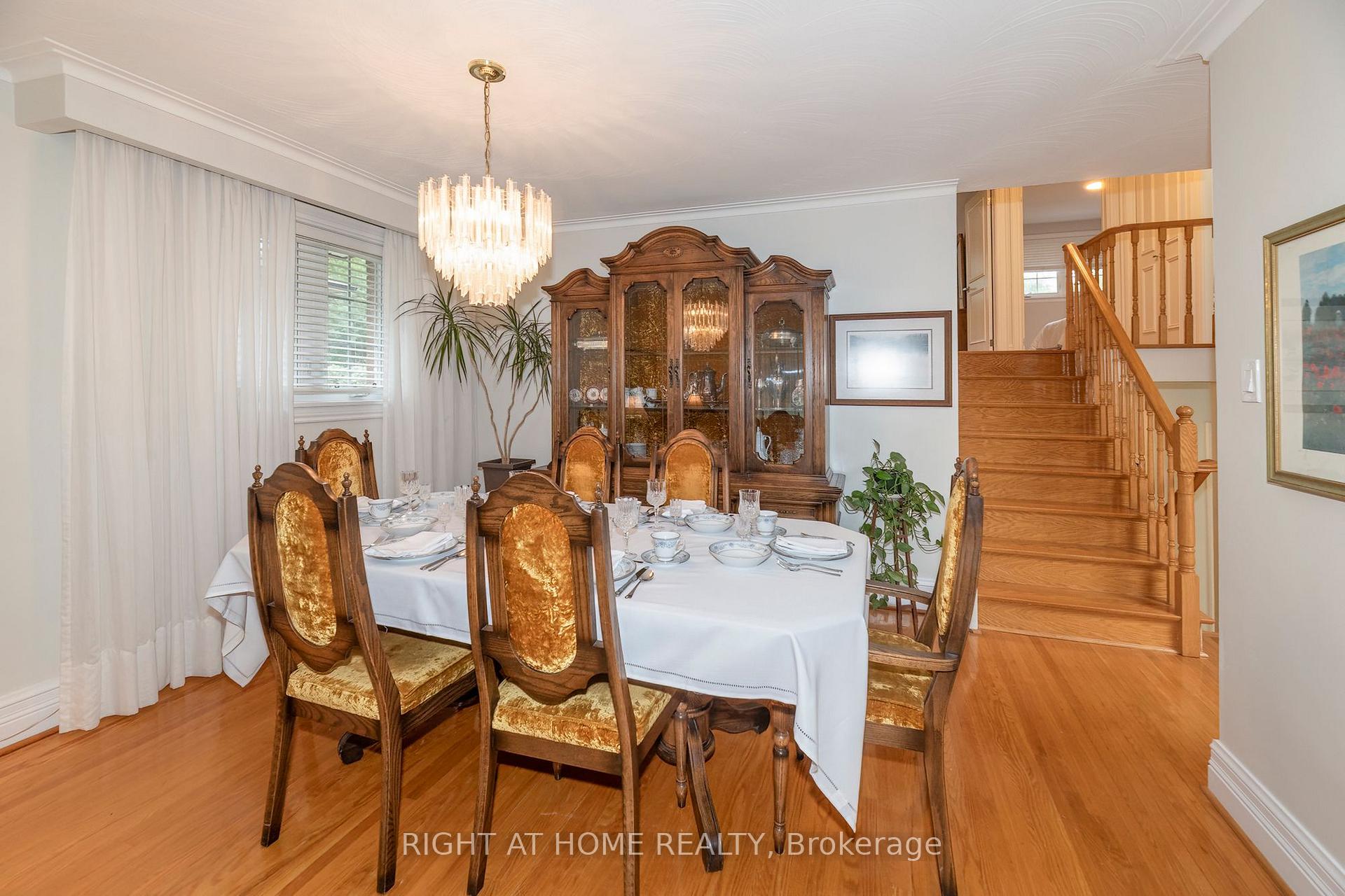 Photo 7 of 236 Shaughnessy Boulevard, North York, Don Valley Village — HOMEH