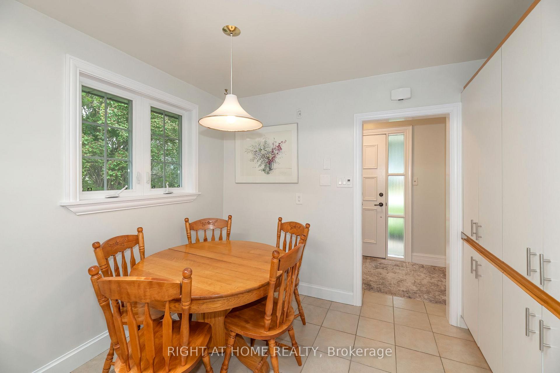 Photo 12 of 236 Shaughnessy Boulevard, North York, Don Valley Village — HOMEH