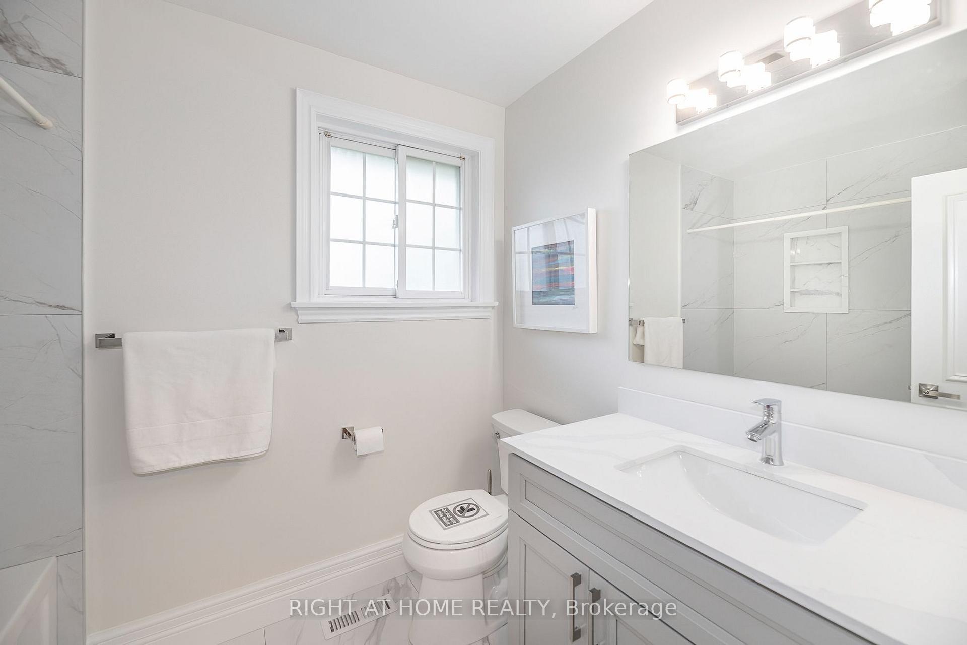Photo 19 of 236 Shaughnessy Boulevard, North York, Don Valley Village — HOMEH
