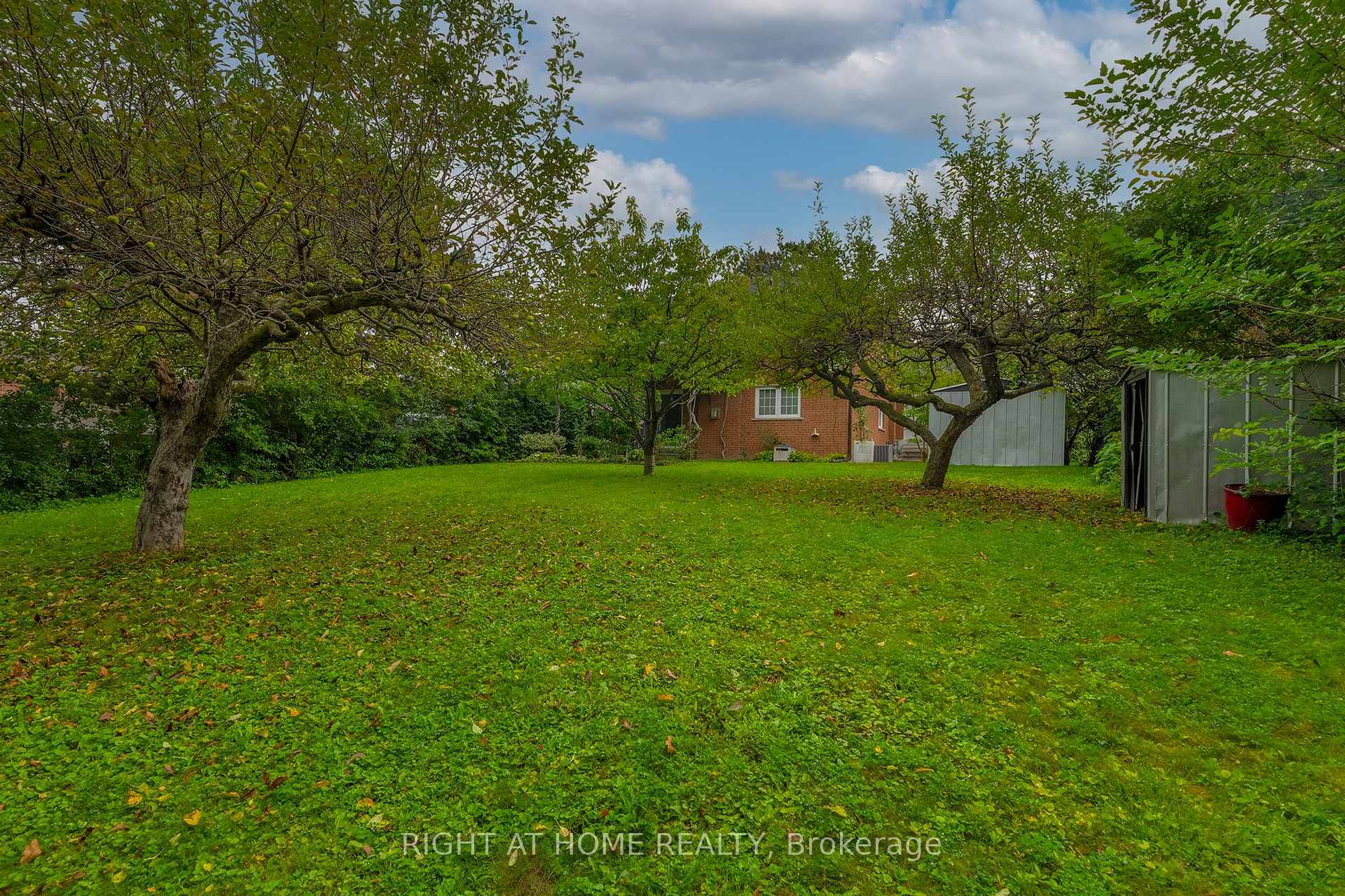 Photo 38 of 236 Shaughnessy Boulevard, North York, Don Valley Village — HOMEH