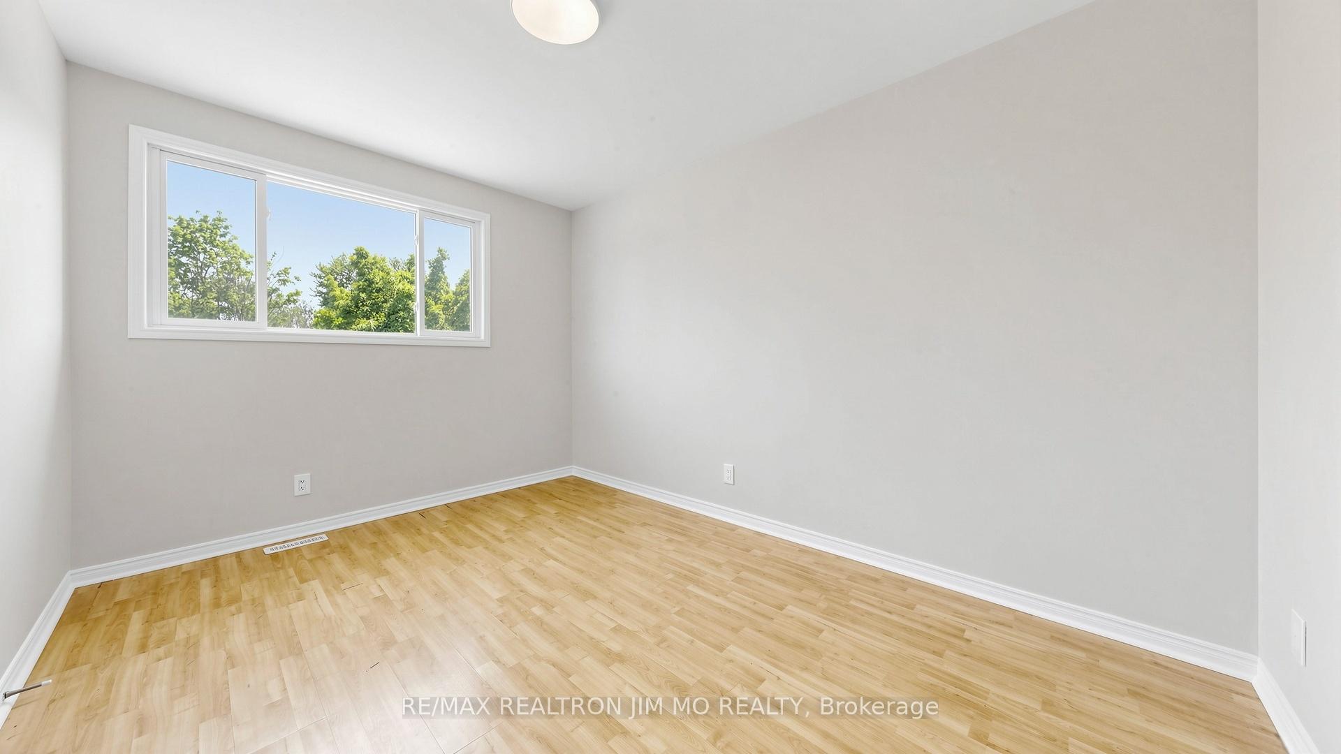 Photo 25 of 162 Biscayne Boulevard, Georgina, Keswick South — HOMEH