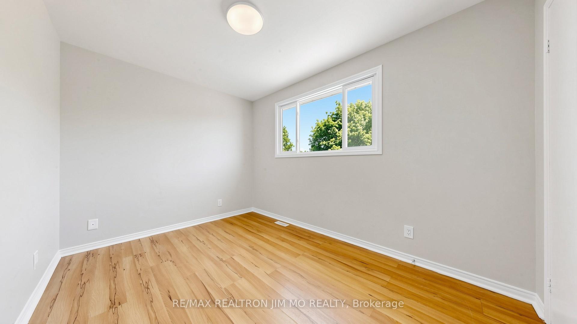 Photo 27 of 162 Biscayne Boulevard, Georgina, Keswick South — HOMEH