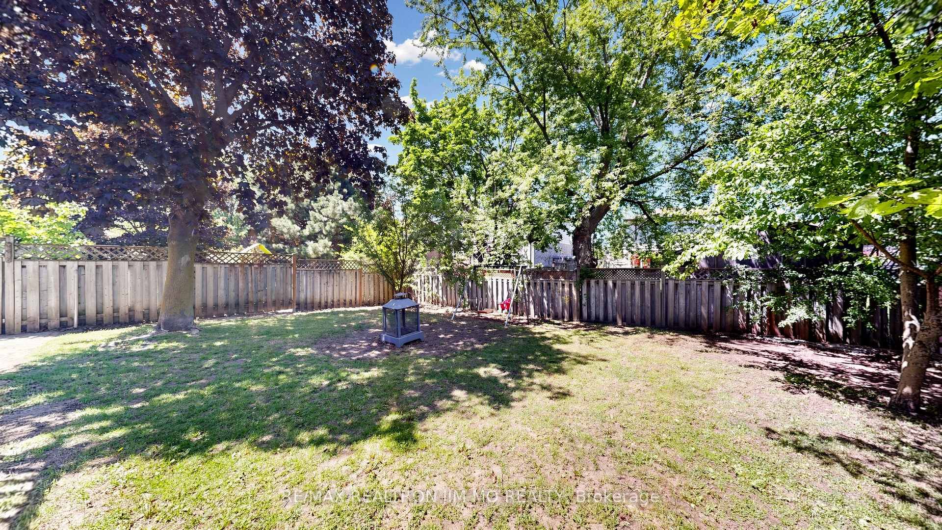Photo 42 of 162 Biscayne Boulevard, Georgina, Keswick South — HOMEH