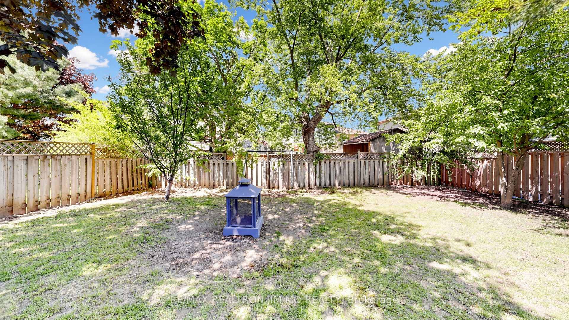 Photo 41 of 162 Biscayne Boulevard, Georgina, Keswick South — HOMEH