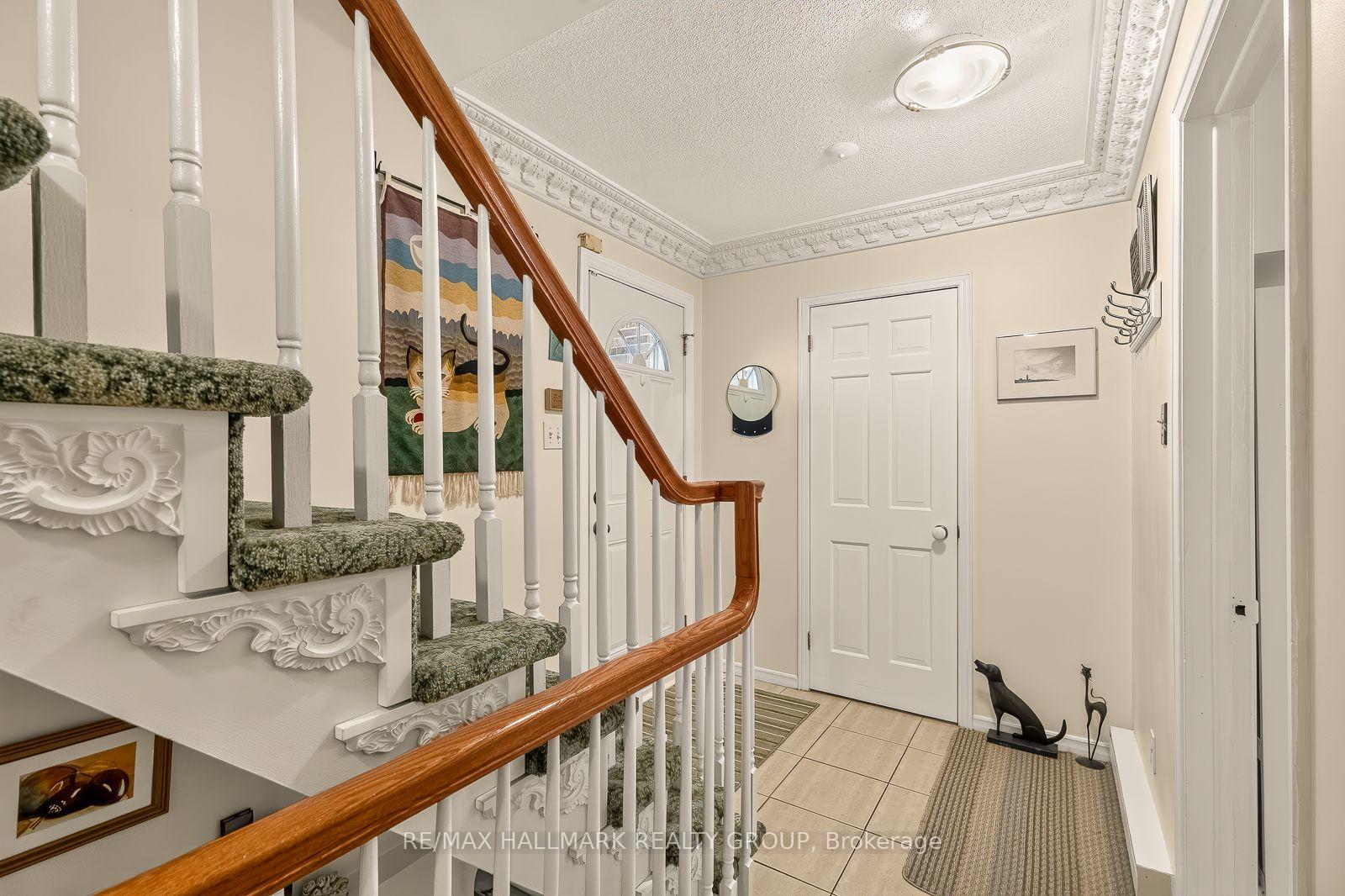 Photo 13 of Unit 2, 1898 Russell Road, Ottawa, Elmvale Acres — HOMEH
