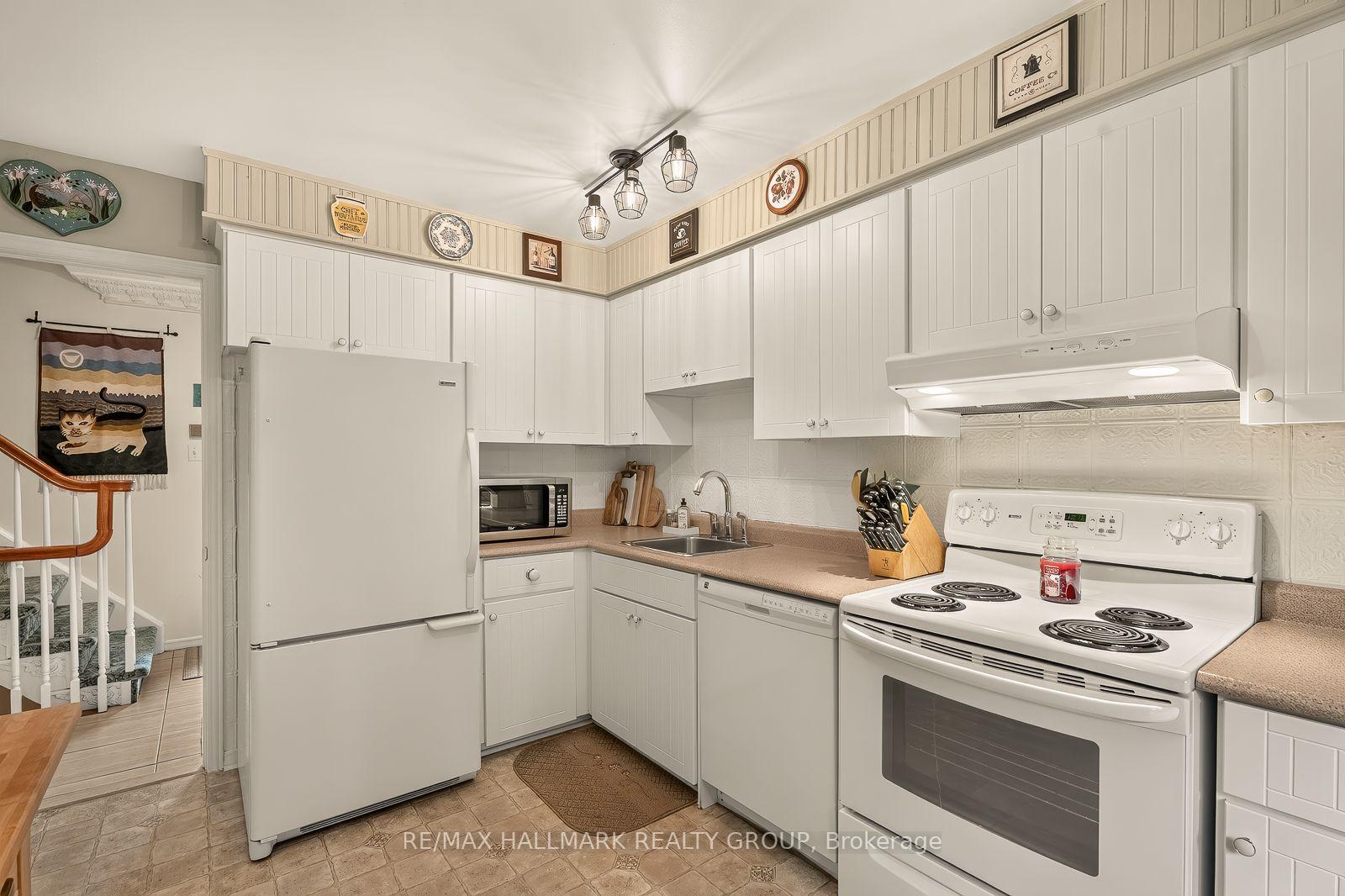 Photo 29 of Unit 2, 1898 Russell Road, Ottawa, Elmvale Acres — HOMEH
