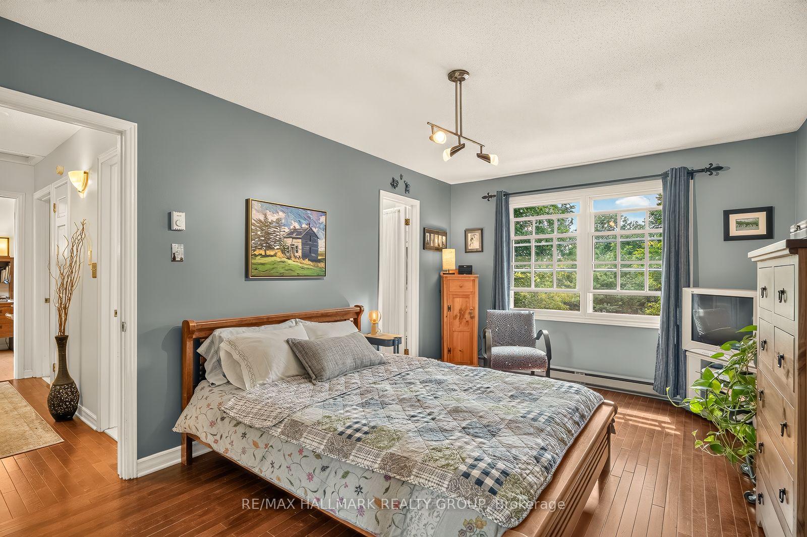 Photo 35 of Unit 2, 1898 Russell Road, Ottawa, Elmvale Acres — HOMEH