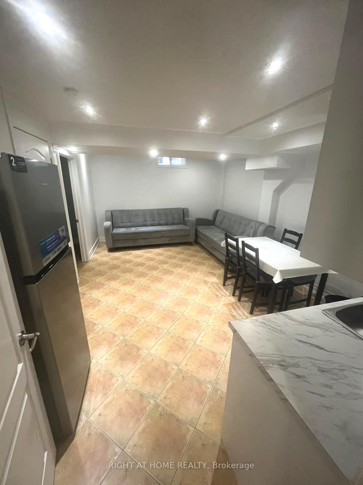 Photo 9 of Unit bsmnt, 287 Wildberry Crescent, Vaughan, Vellore Village — HOMEH