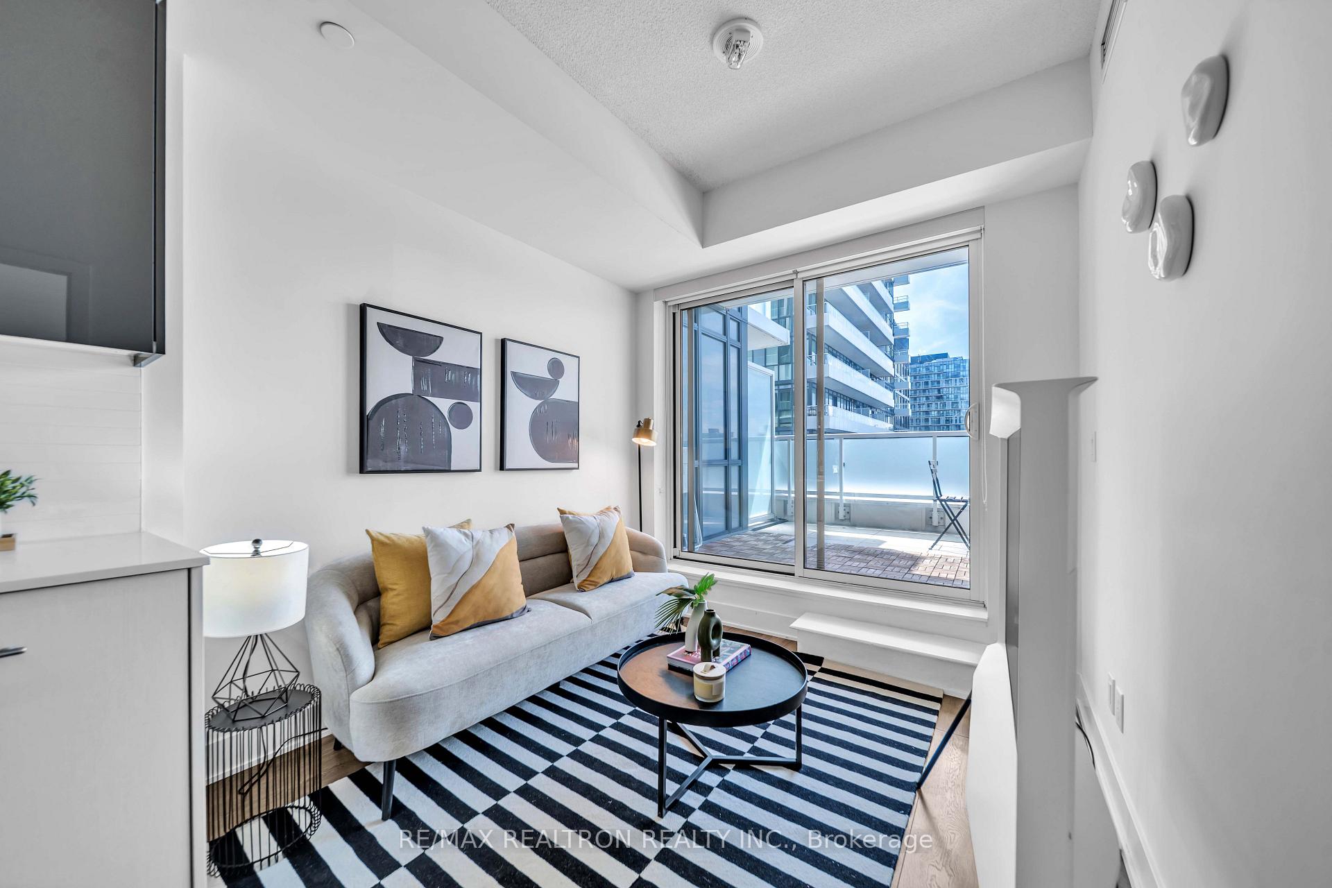 Front of Unit 606, 188 Fairview Mall Drive