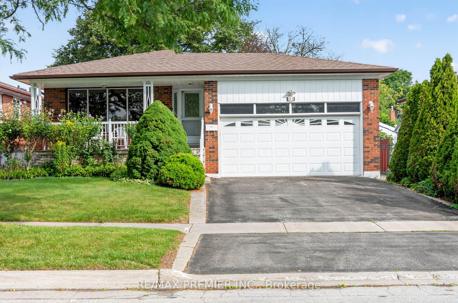 Photo 1 of 31 Corinthian Boulevard, Scarborough, L'Amoreaux — HOMEH