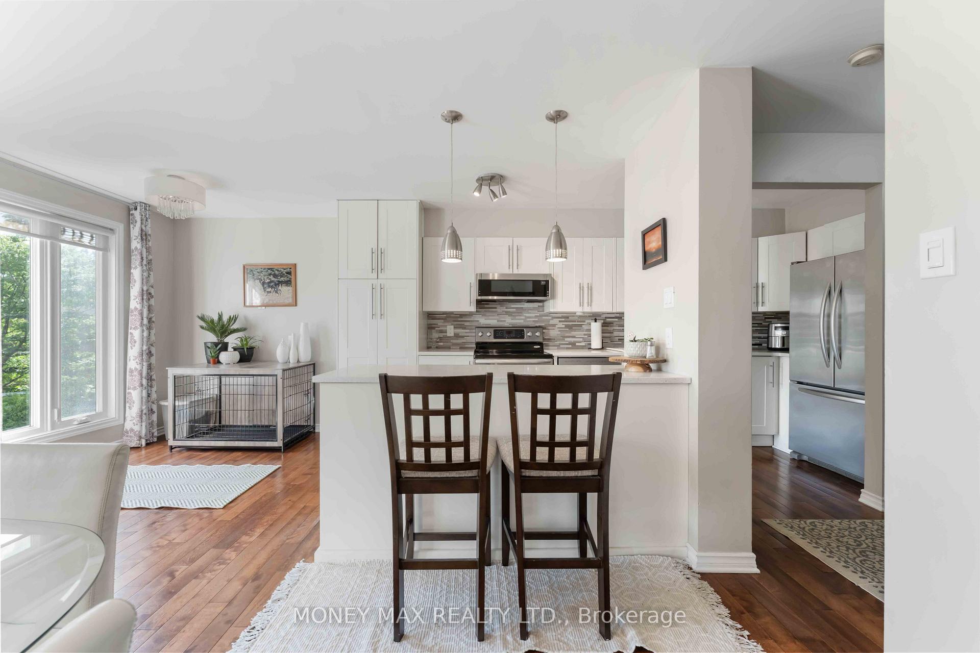 Photo 9 of Unit 4, 7 Forsyth Lane, Ottawa, Crystal Beach — HOMEH
