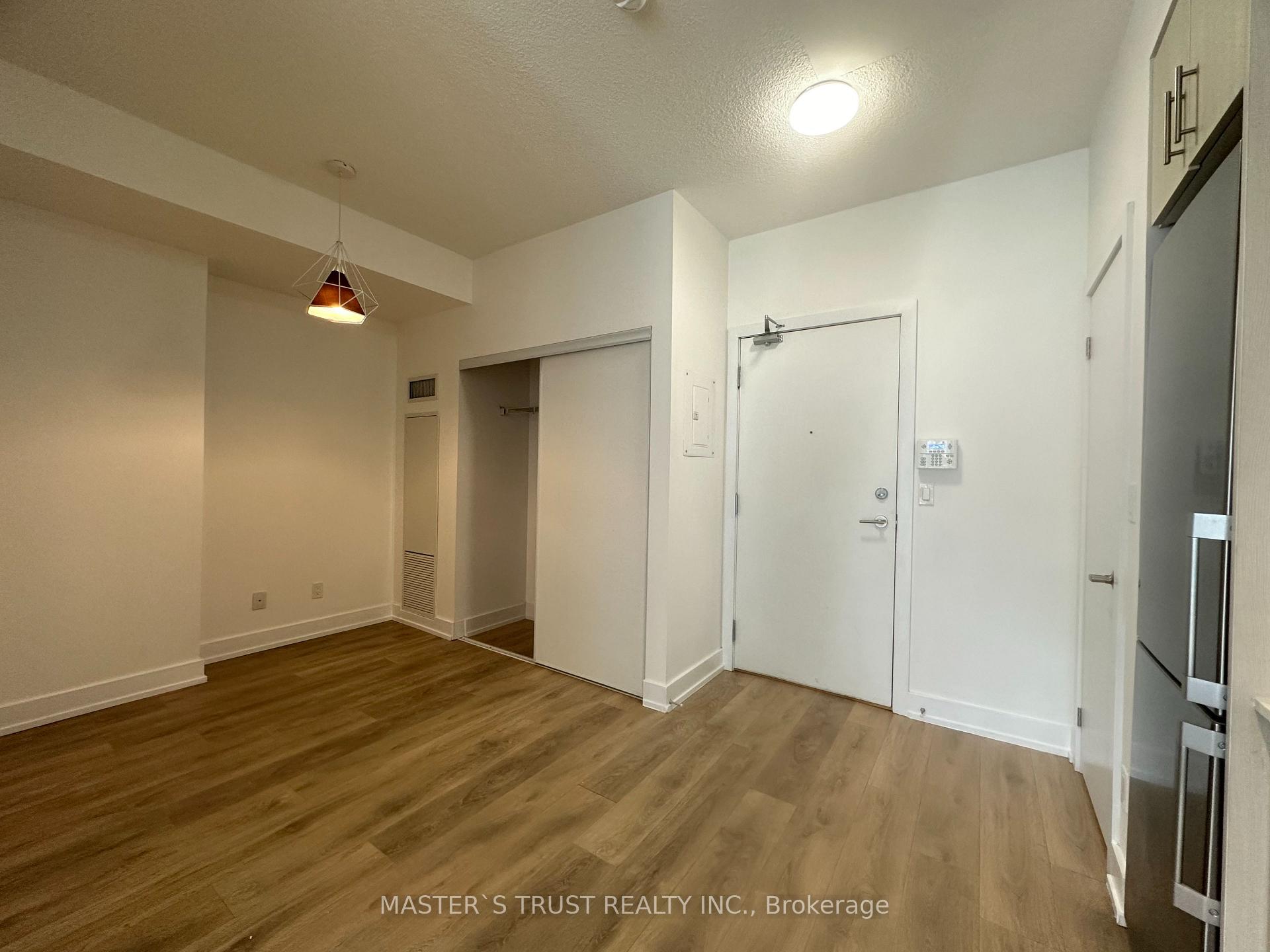 Photo 9 of Unit 1504, 150 Fairview Mall Drive, North York, Don Valley Village — HOMEH