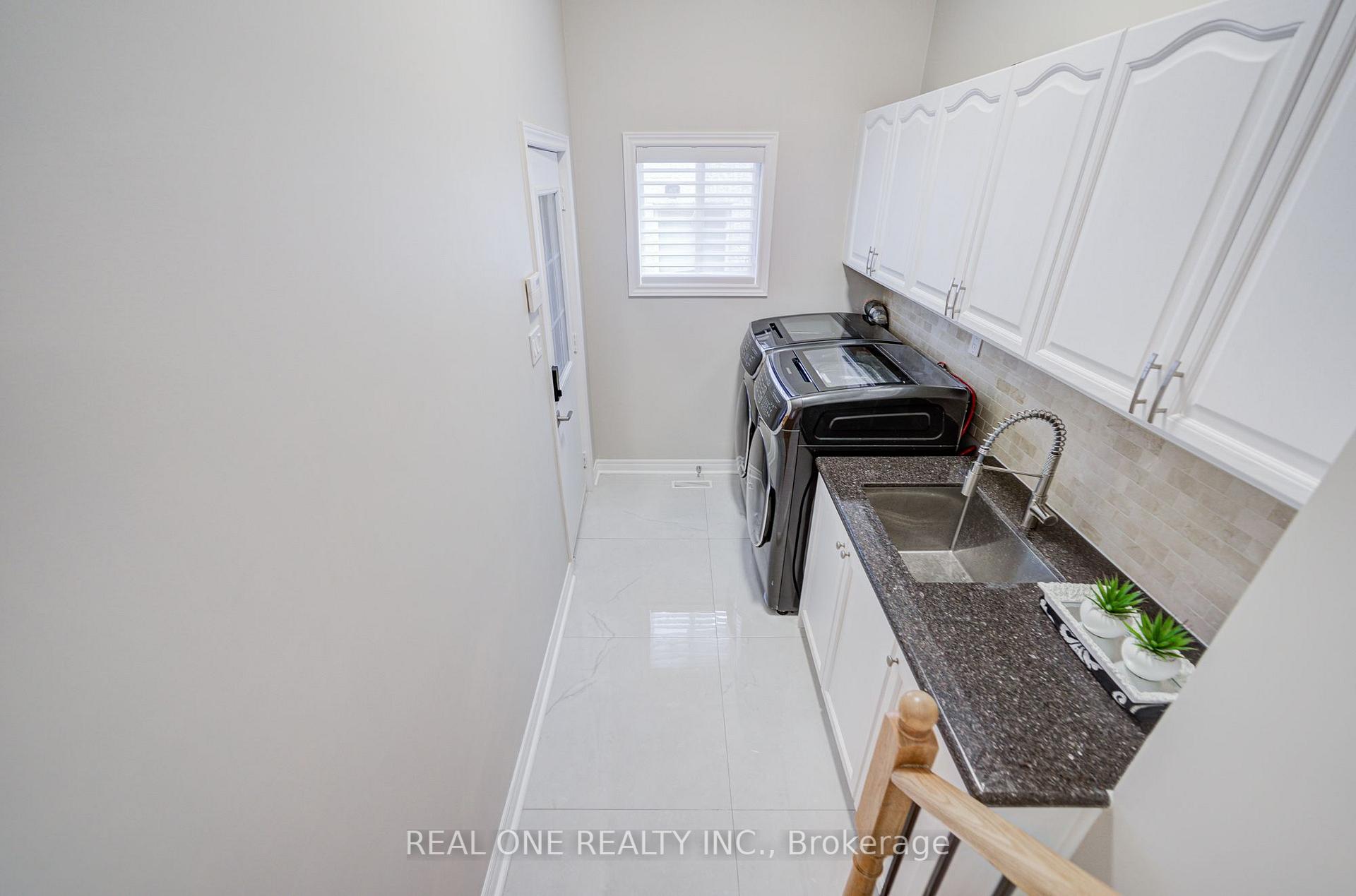Photo 29 of 237 Ridgecrest Road, Markham, Berczy — HOMEH