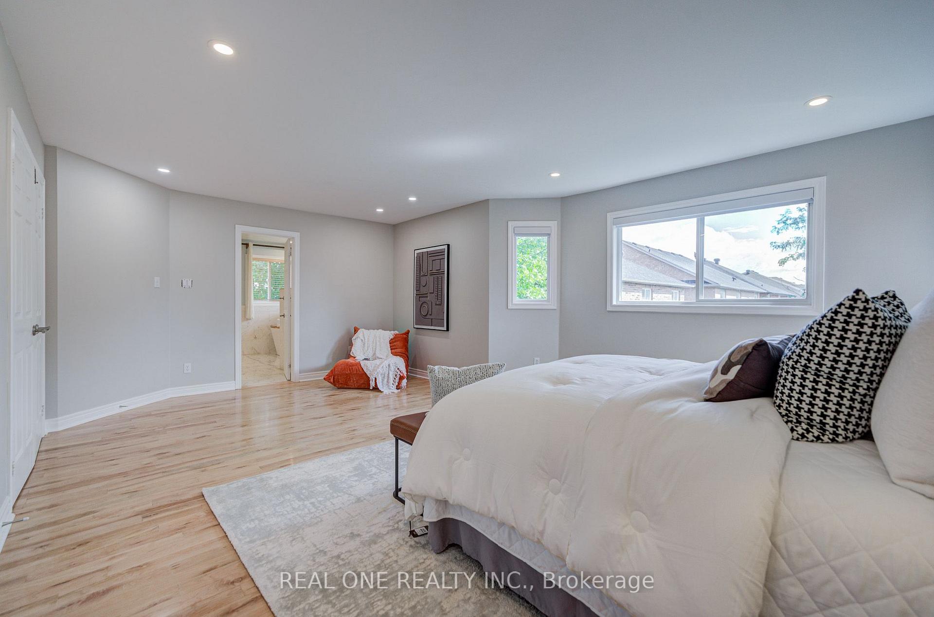 Photo 57 of 237 Ridgecrest Road, Markham, Berczy — HOMEH