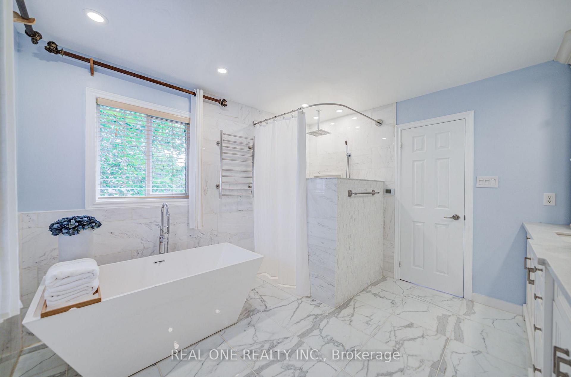 Photo 62 of 237 Ridgecrest Road, Markham, Berczy — HOMEH